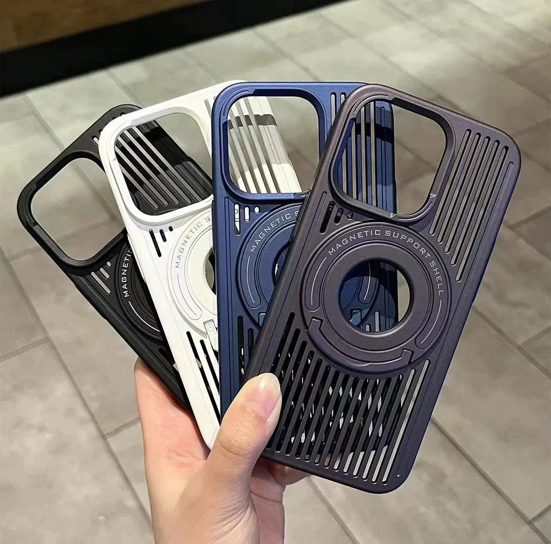 iPhone 15 Pro Hard Shell MagClap Magsafe Cooling Case - White