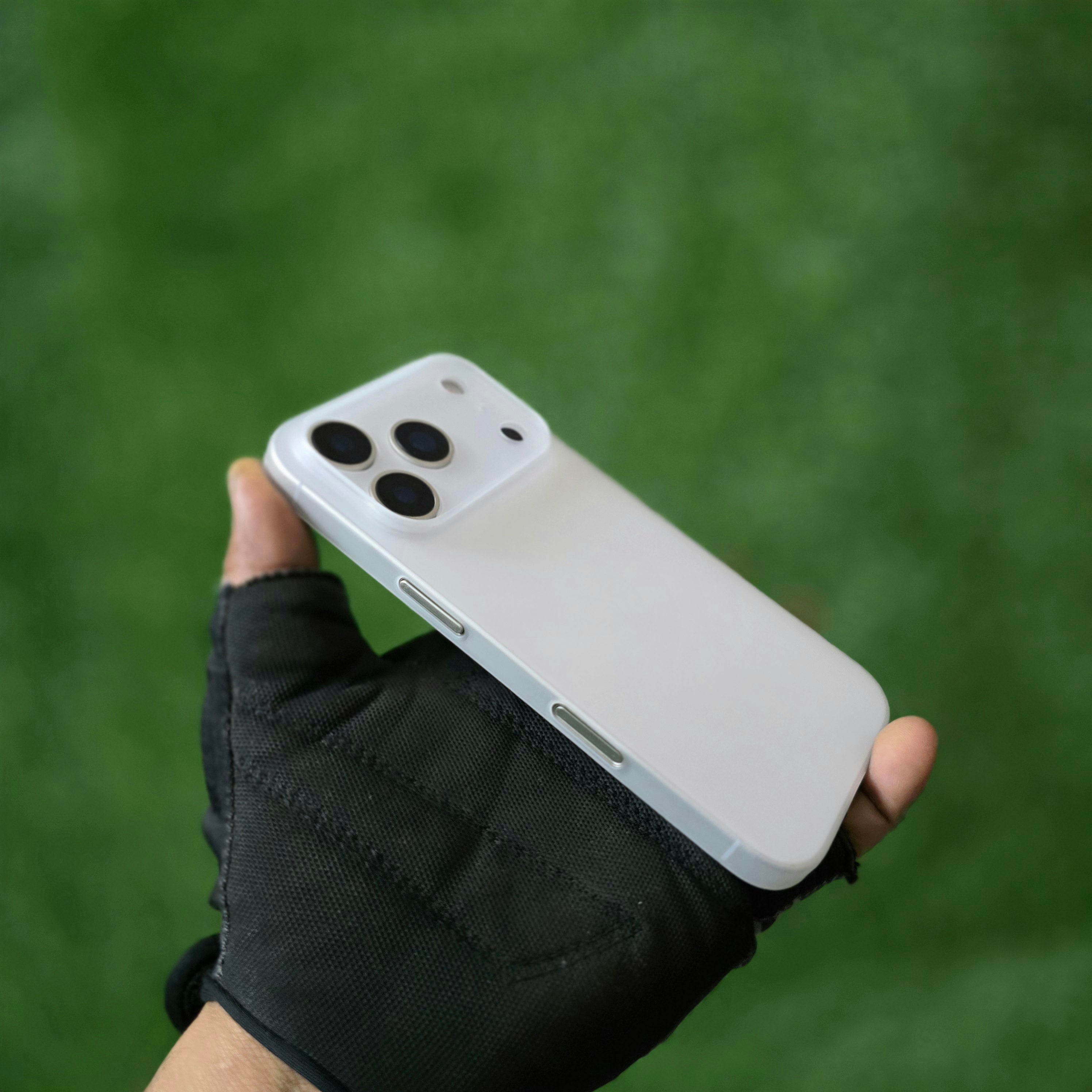 iPhone 17 Pro Ultra Thin KZDOO Air Skin Matte Frosted Back Cover - White