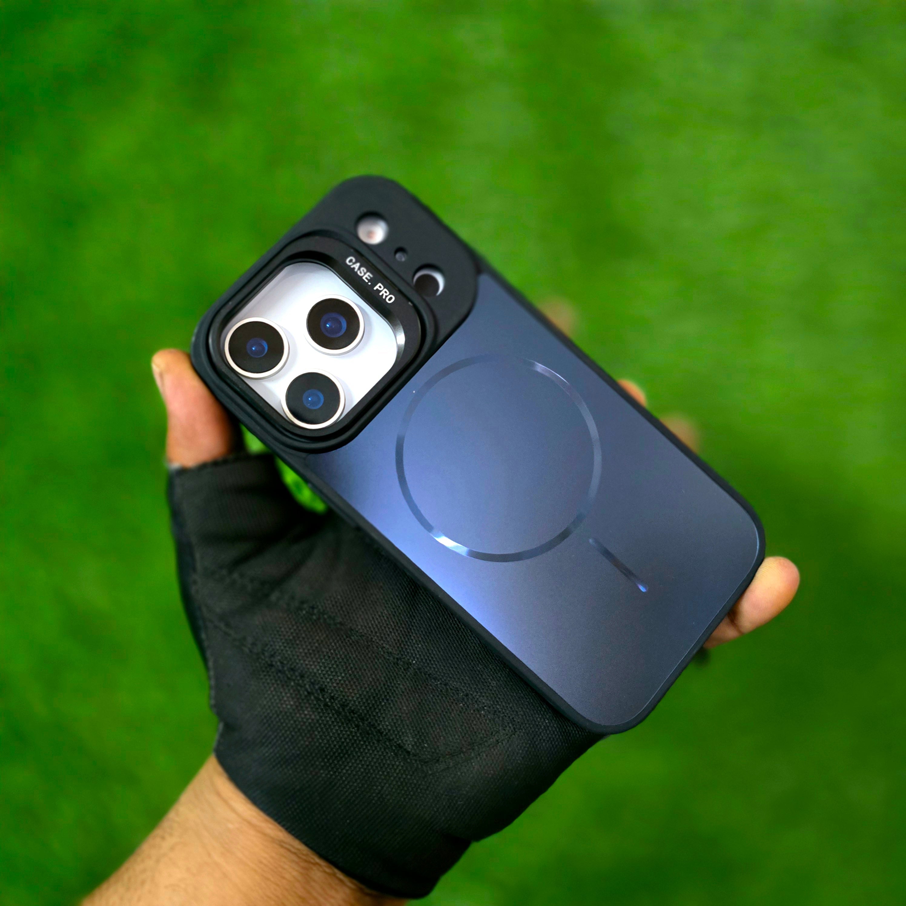 iPhone 17 Pro Matte Finish Metal Camera Kickstand Back Cover with Magsafe - Black