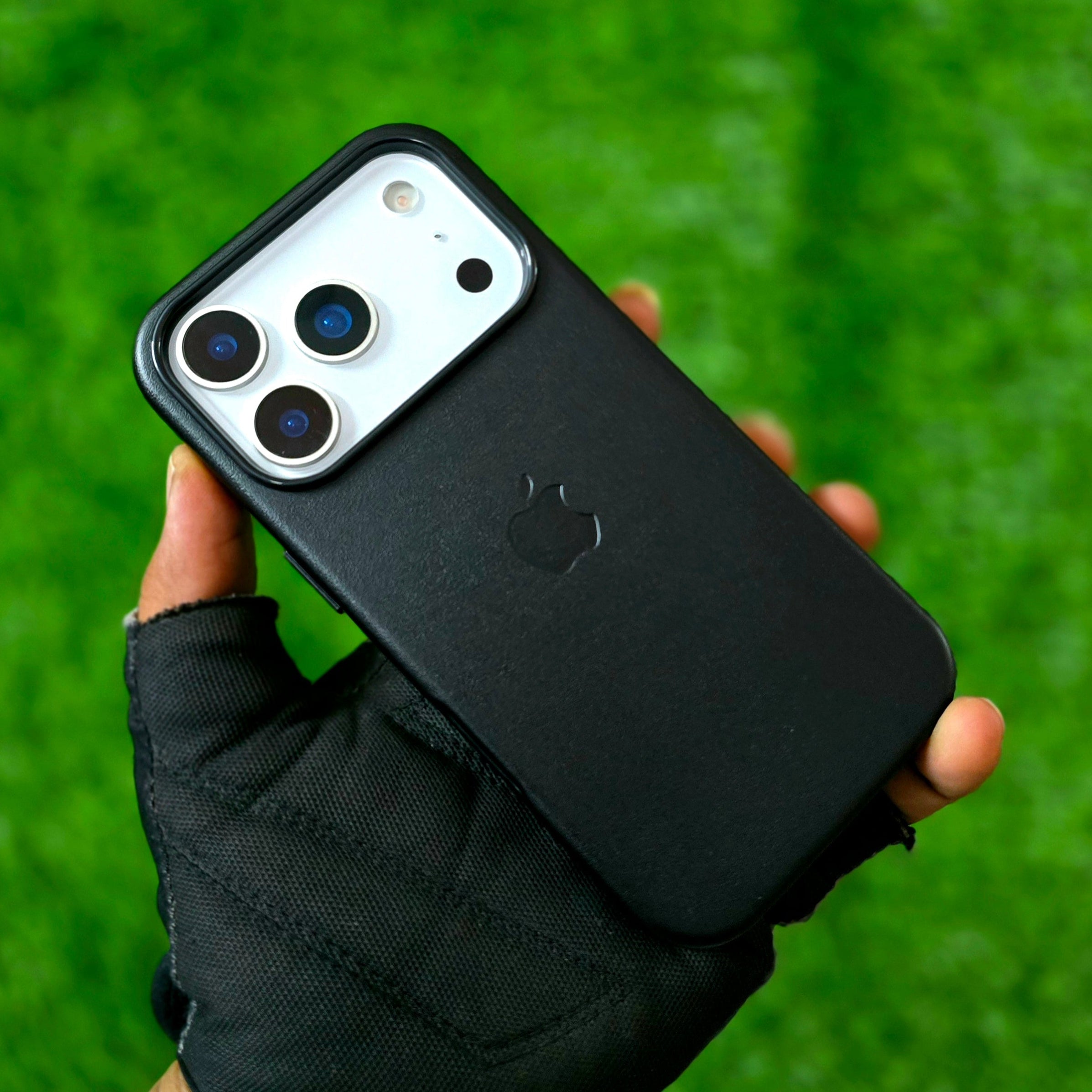 iPhone 17 Pro Max Leather Case with Magsafe - Black