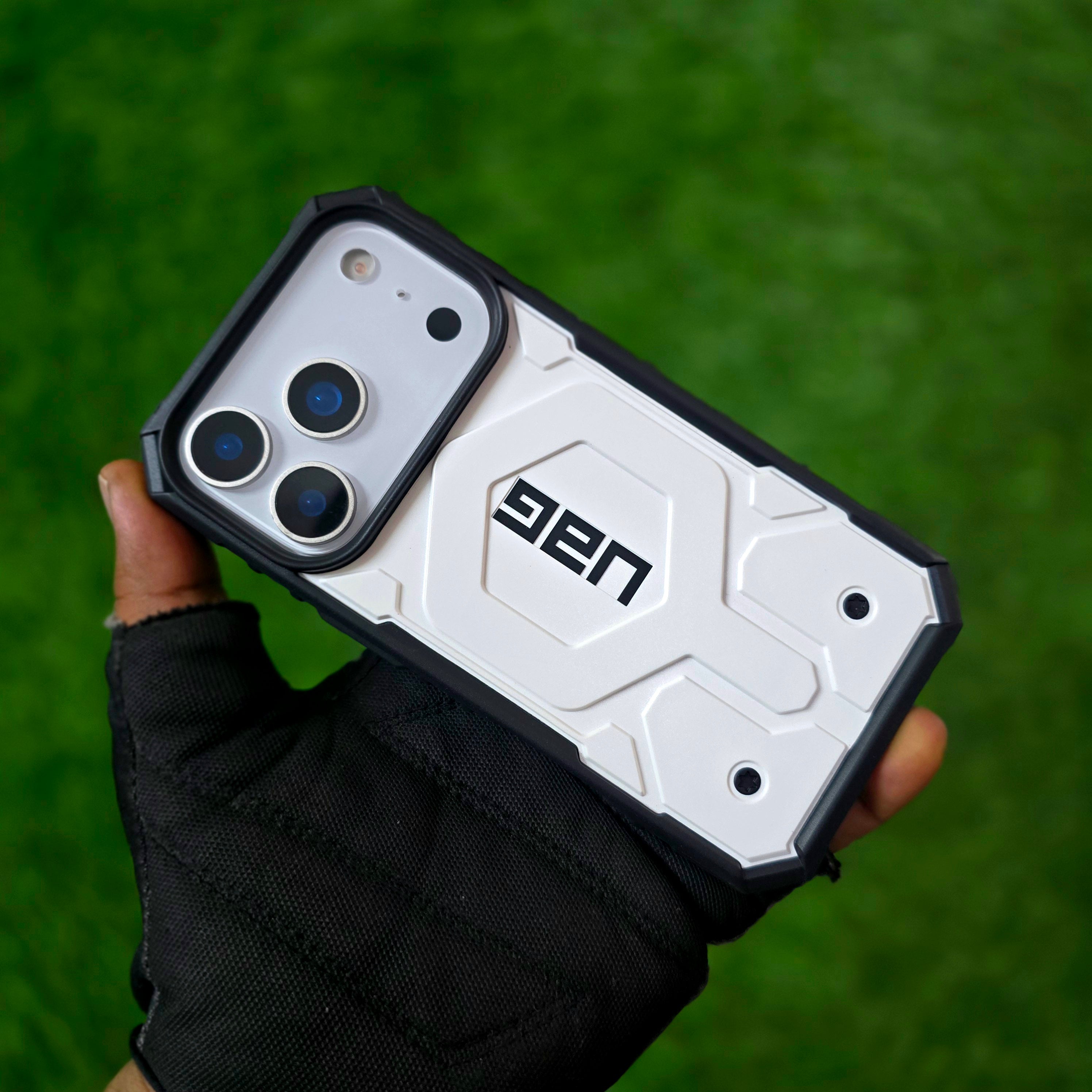 iPhone 17 Pro Max UAG Case, Pathfinder Series Rugged Armor Case with Magsafe - White