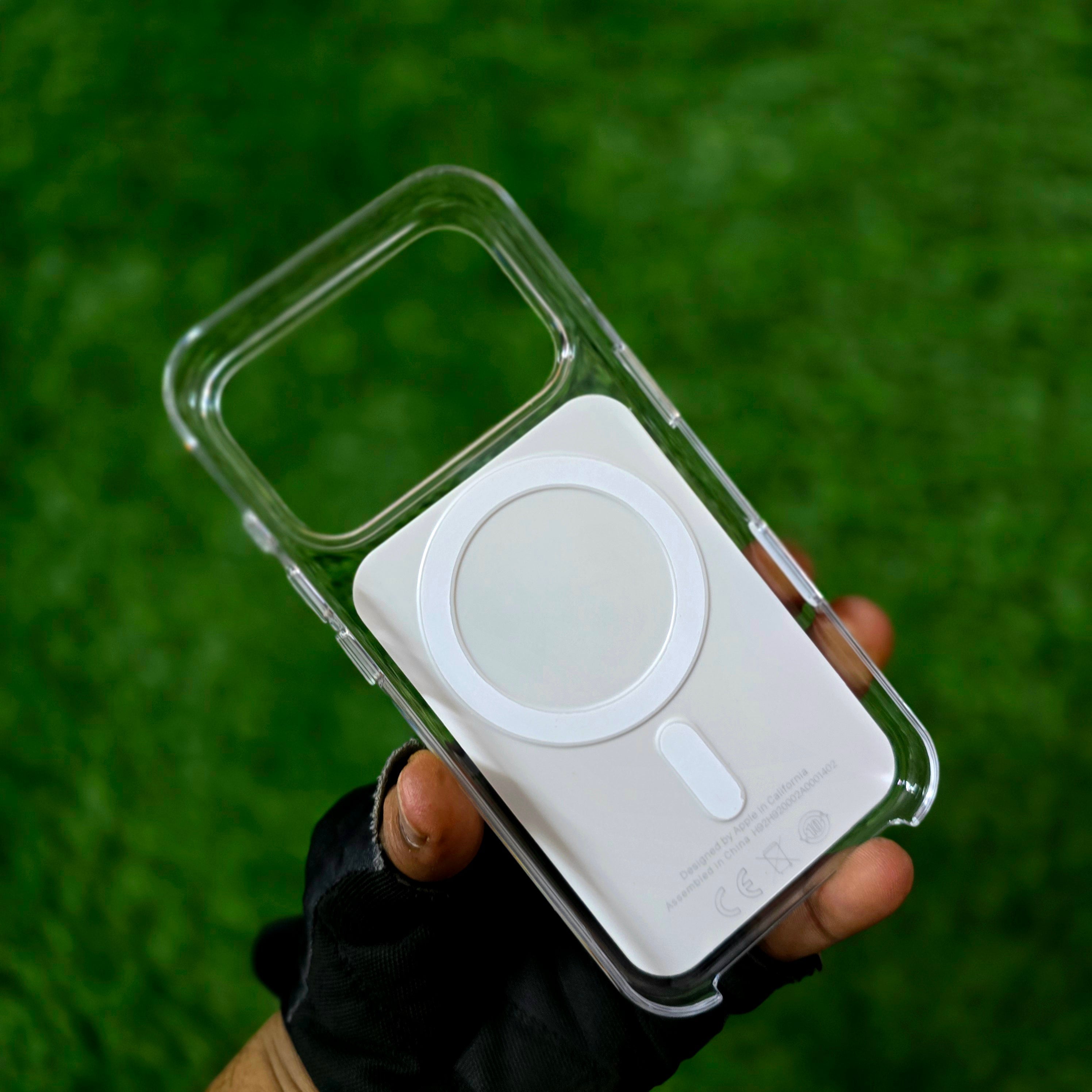 iPhone 17 Pro Anti Yellowing (Open From Bottom) Clear Case with MagSafe