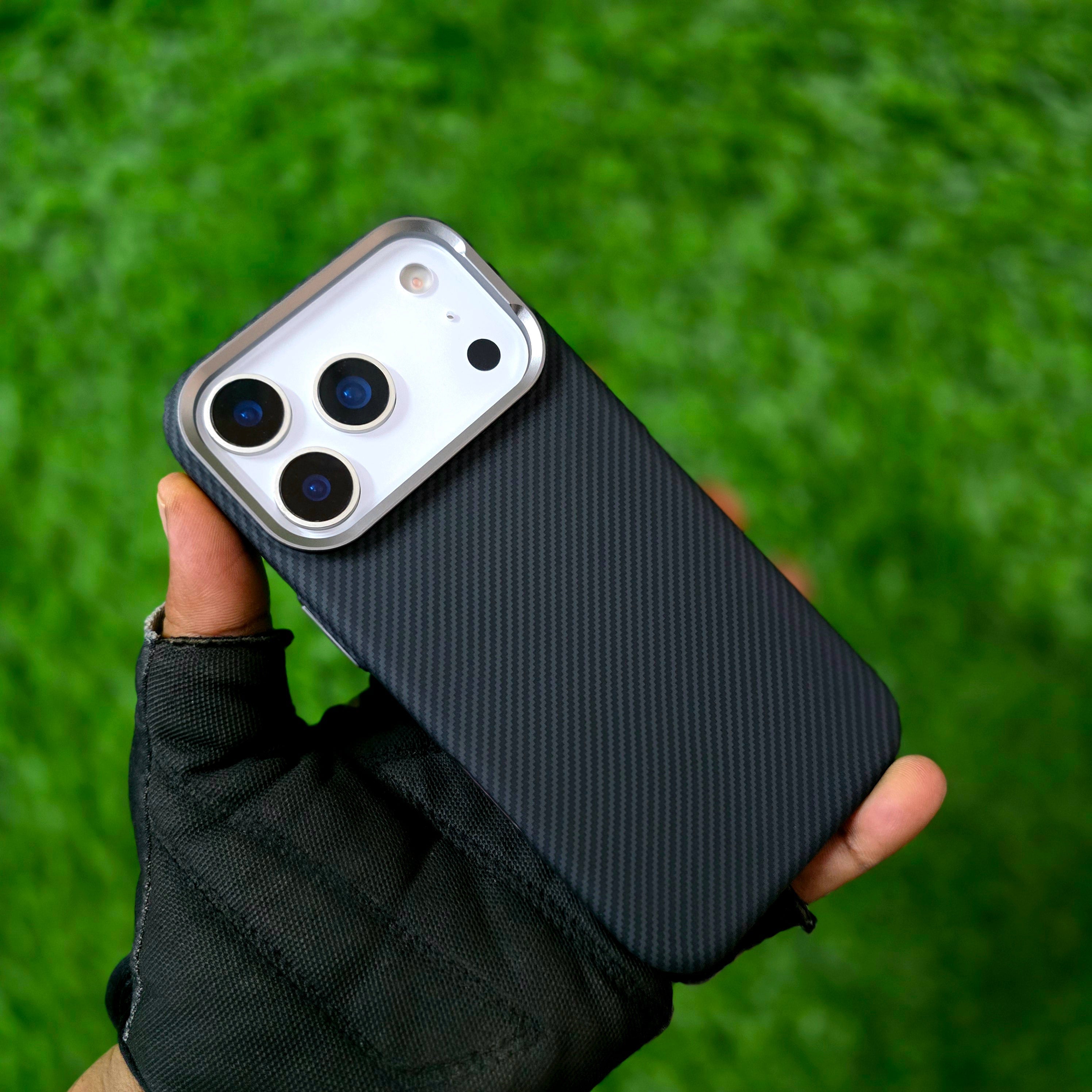 iPhone 17 Pro Carbon Case, 600D Carbon Fiber Texture Hard PC with Magsafe - Black