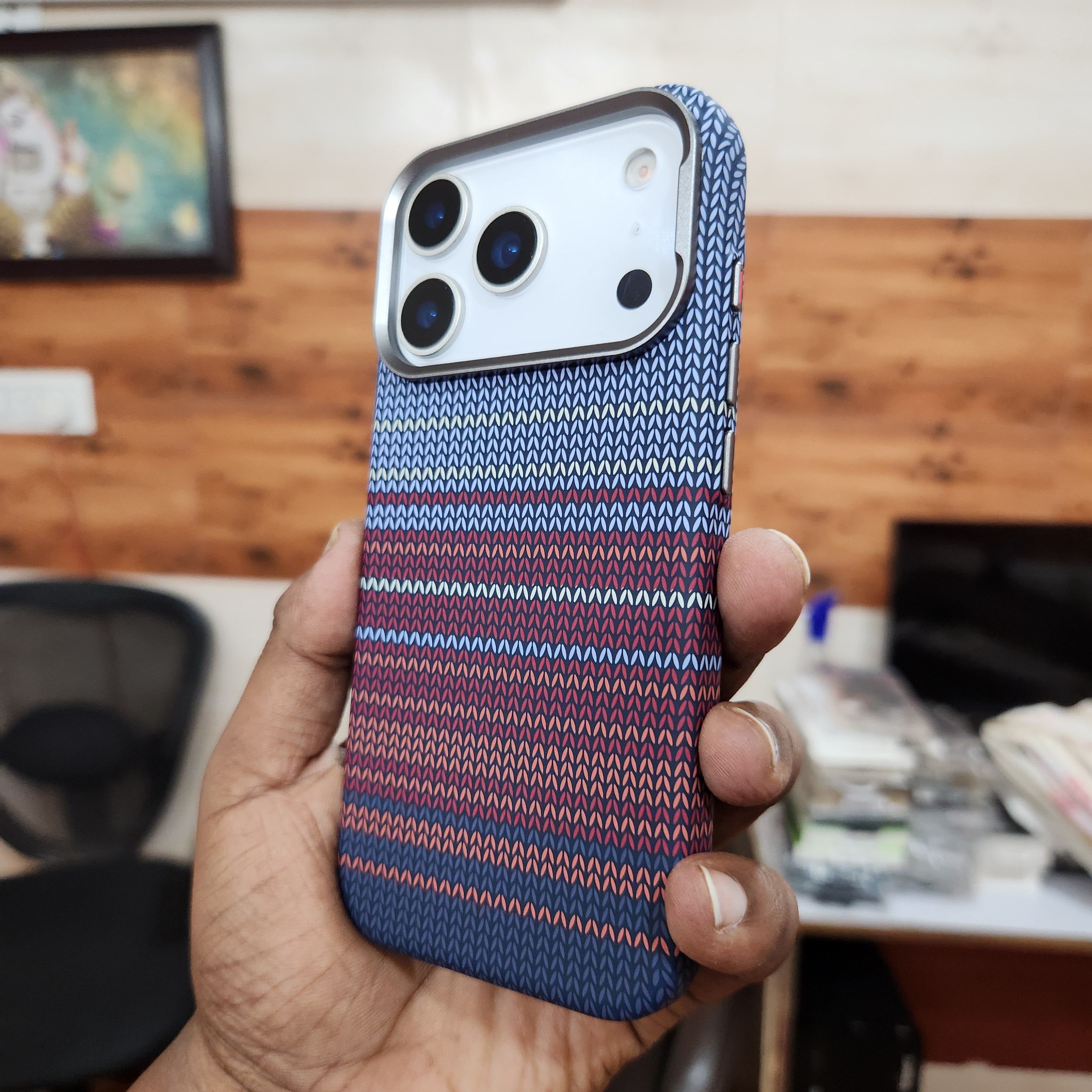 iPhone 17 Pro Max 0.8mm Ultrathin Carbon Fiber Texture Case with Magsafe - Blue