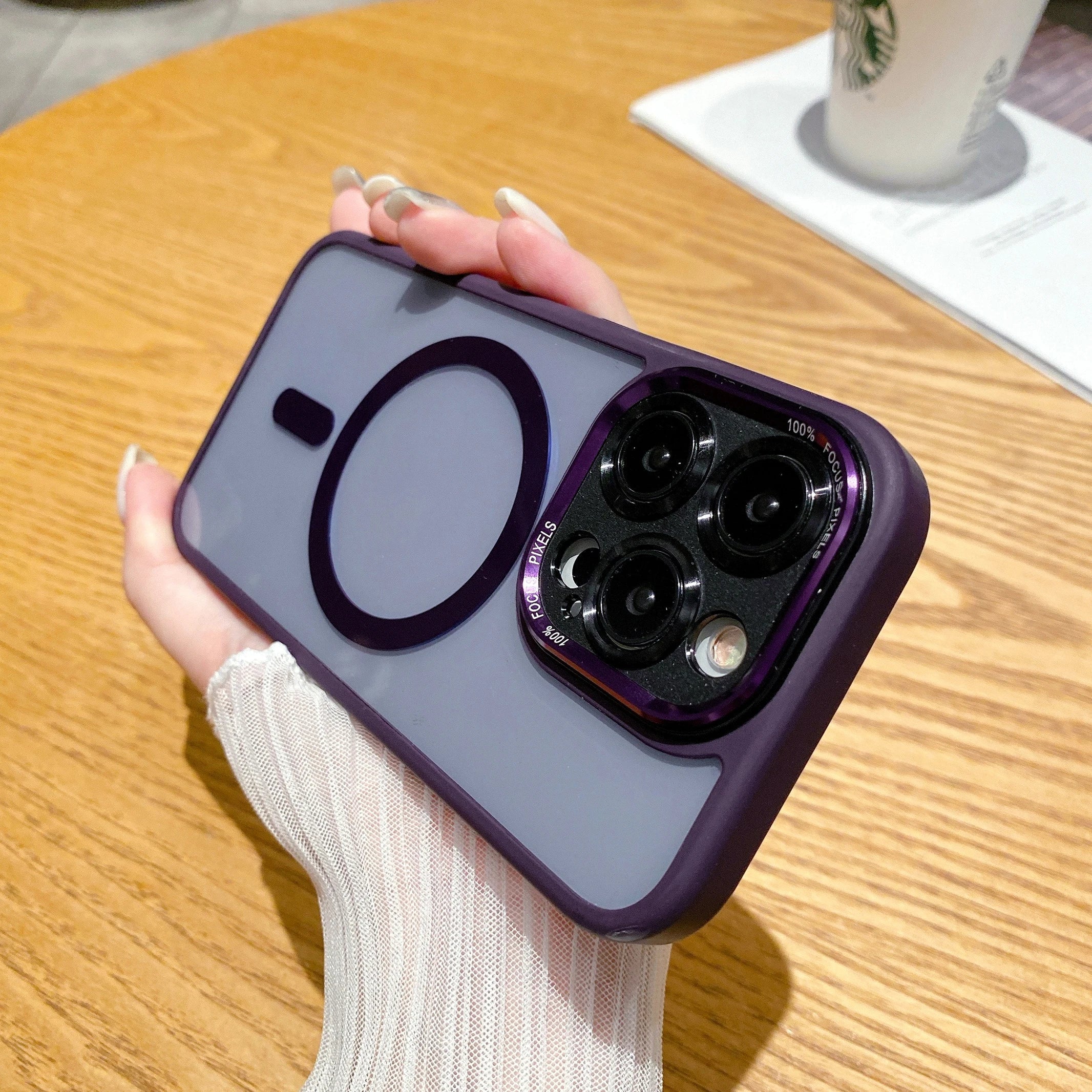 iPhone 15 Pro Doyer CFZ Focus Case