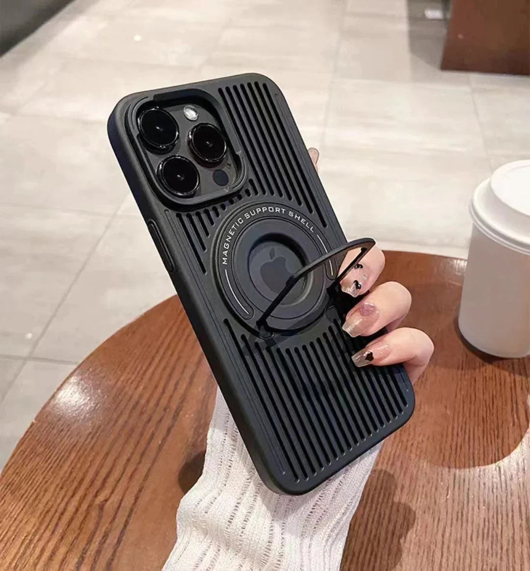 iPhone 15 Pro Hard Shell MagClap Magsafe Cooling Case - Black