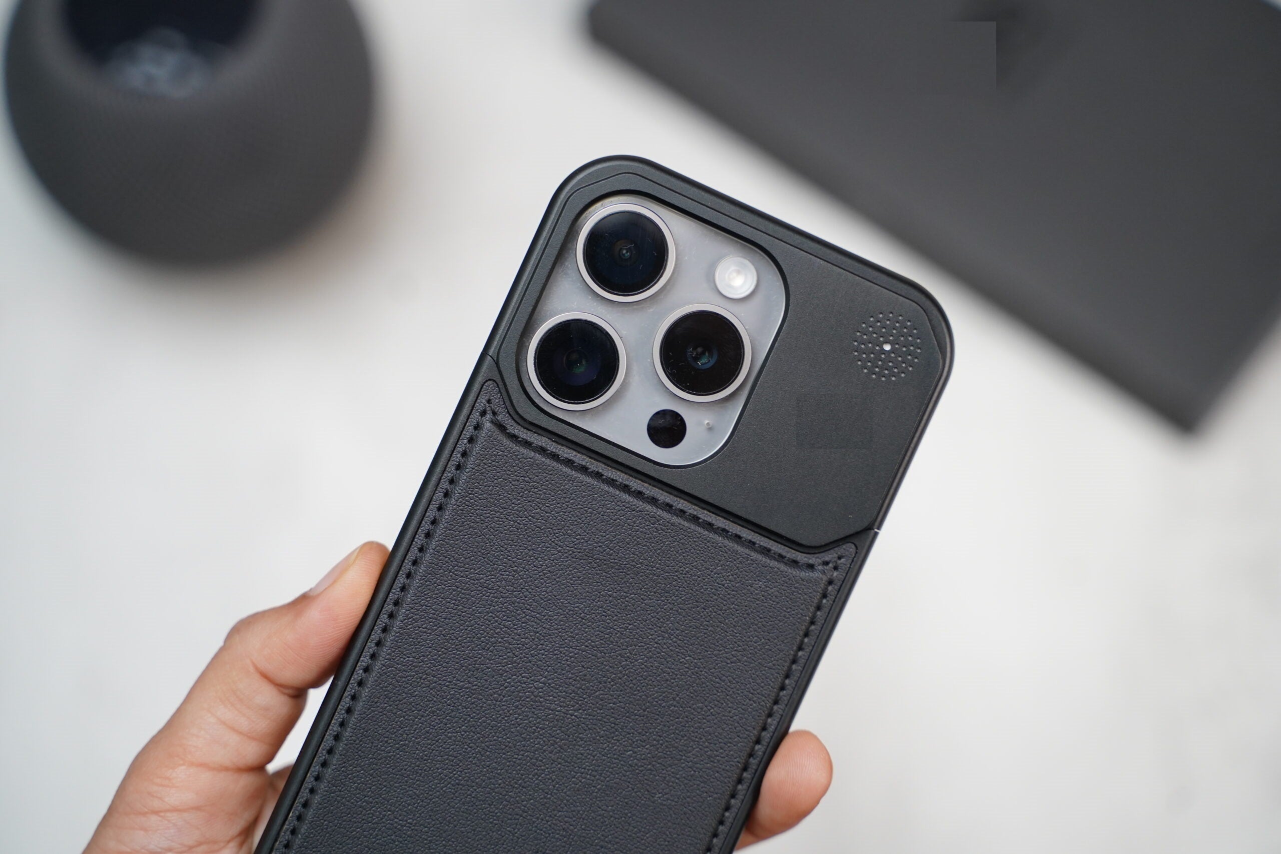 iPhone 16 Pro Super Slim AeroFLex Metal Frame Less Leather Case with Magsafe - Grey