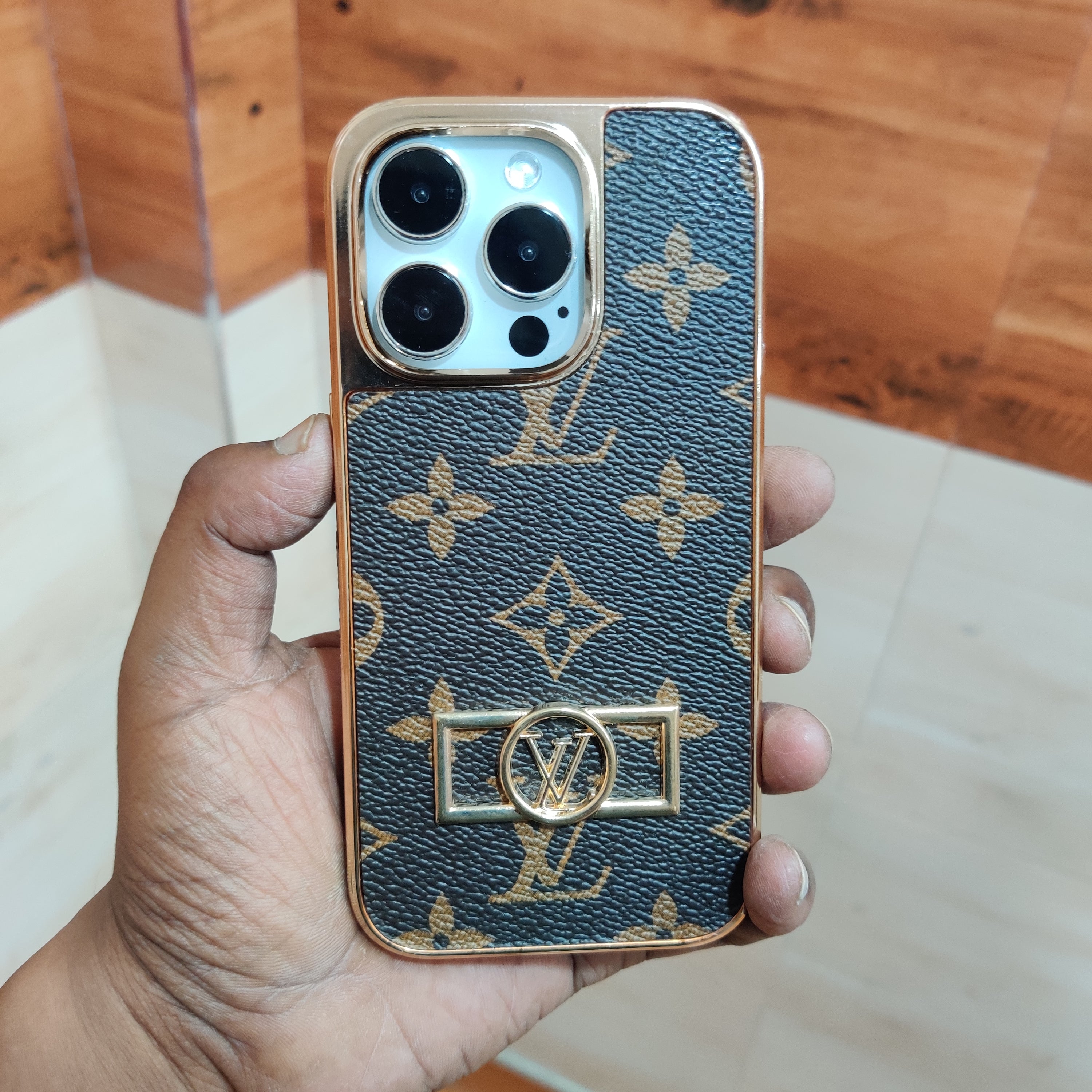 iPhone 14 Pro Louis Vuitton LV Leather Case with Electroplating & Cloth Inside - Brown