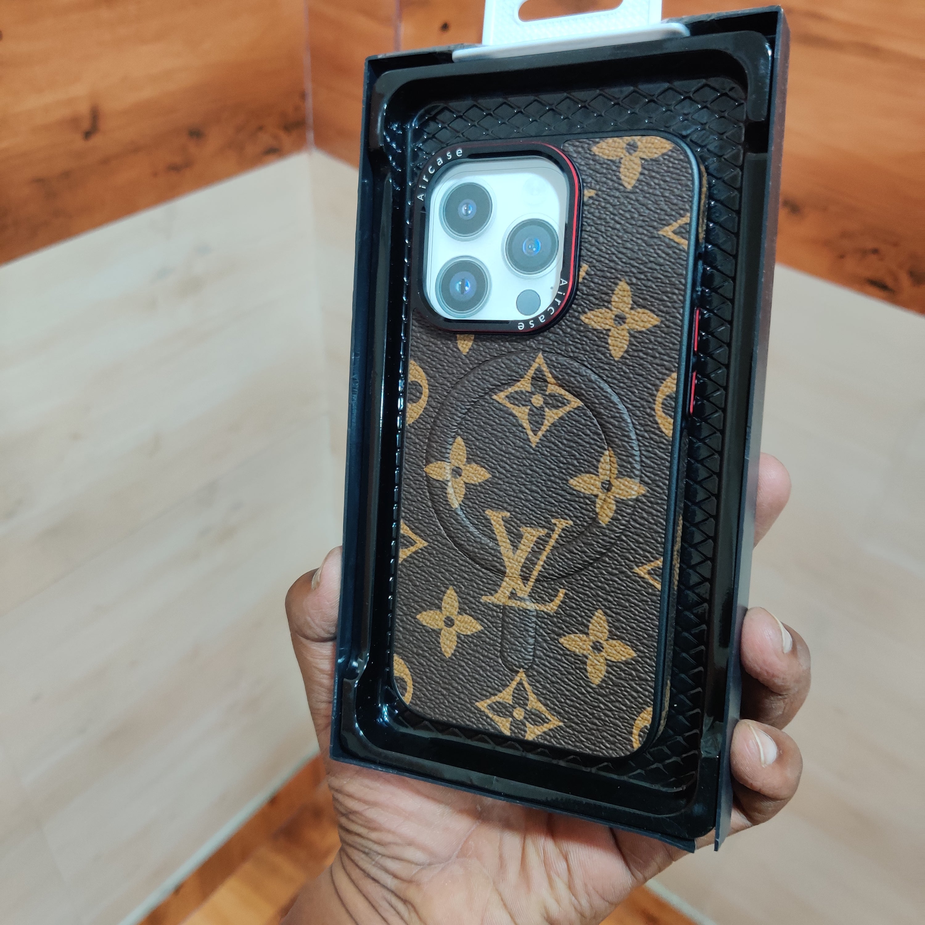 iPhone 14 Louis Vuitton LV Leather PC Case with MagSafe - Brown