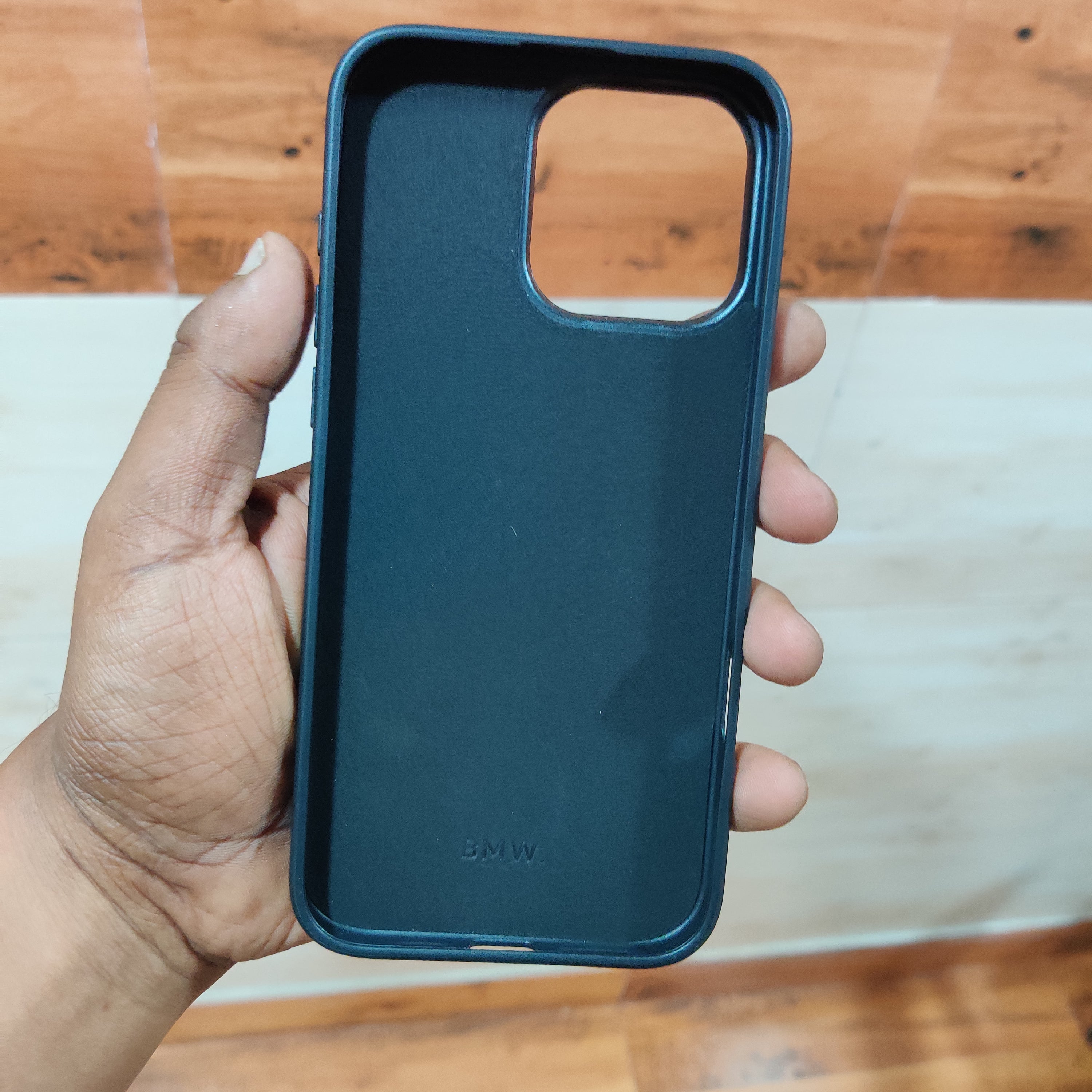 iPhone 16 Pro BMW Case with Inner Fabric Protection - Black