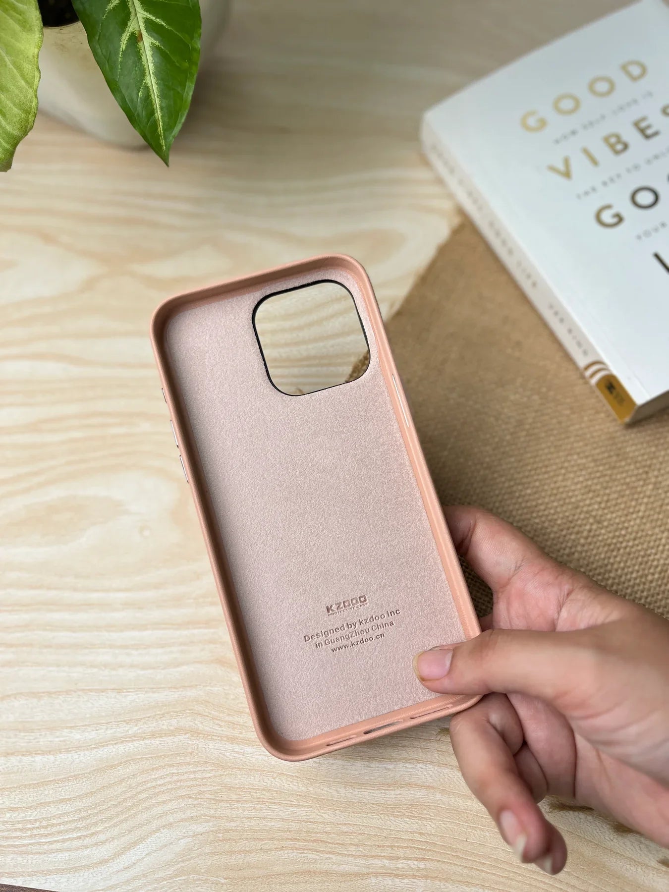 iPhone 15 Kzdoo Noble Classic Series Genuine Leather Case - Pink