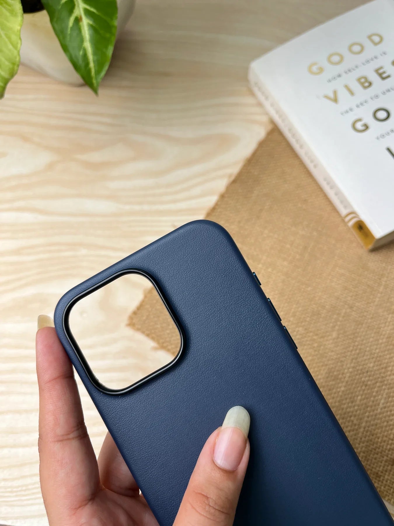 iPhone 15 Pro Leather Case Kdoo Classic Series Genuine Leather Case - Blue