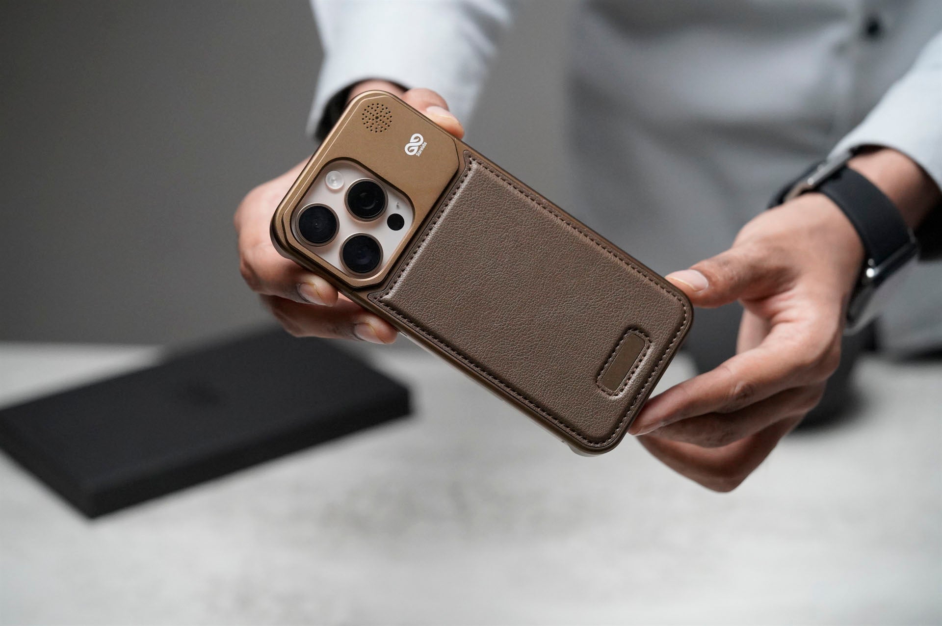 iPhone 16 Pro MagSafe Vegan Leather Case with Desert Metal Frame Perfume Case