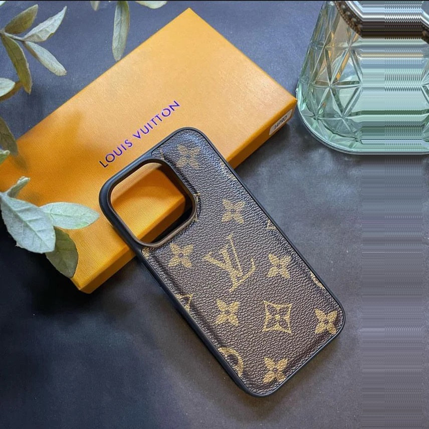 iPhone 15 Pro Max Louis Vuitton LV Leather Case - Brown