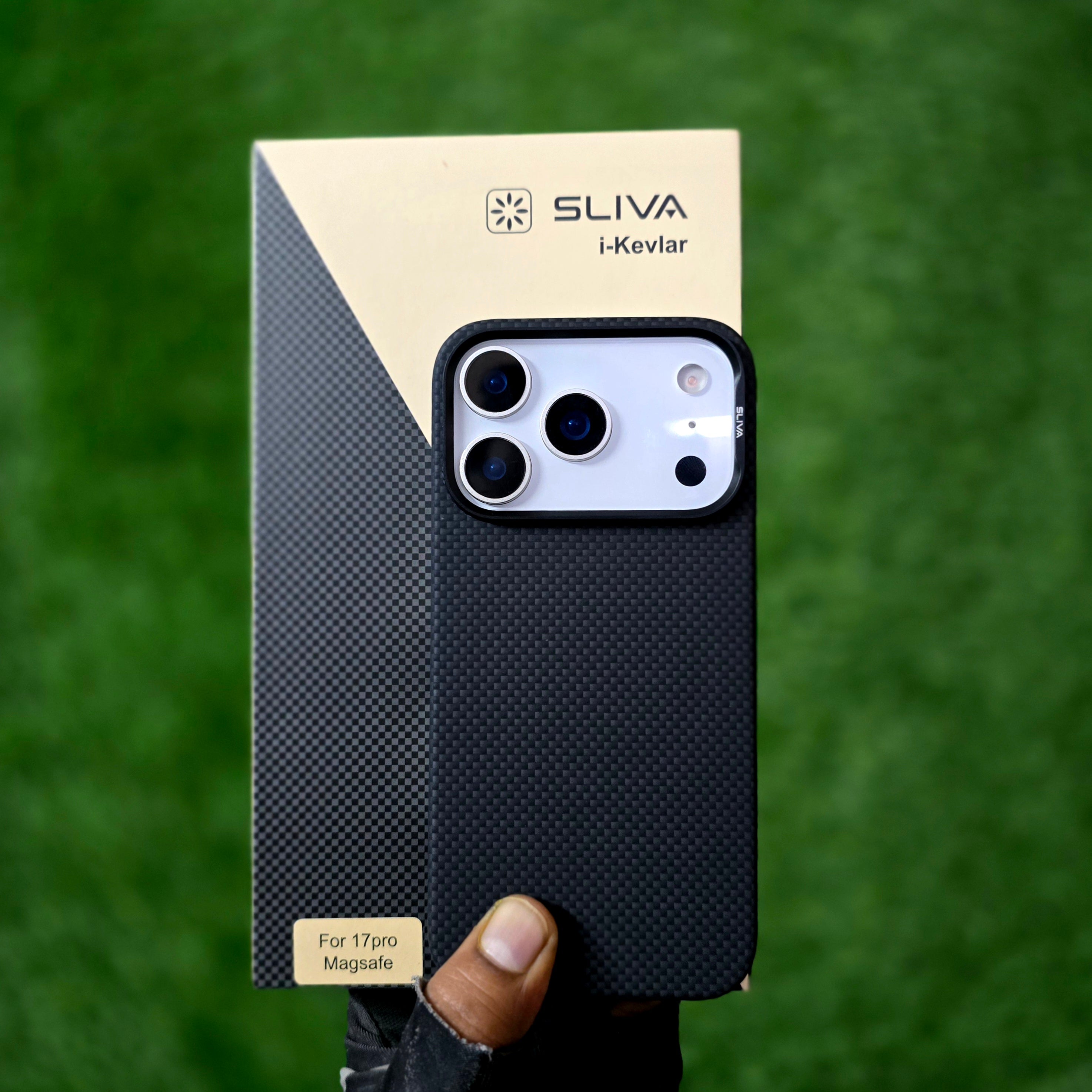 iPhone 17 Pro Max 0.4mm Thin Original SLIVA Real Aramid Carbon Fiber Case with Magsafe - Black