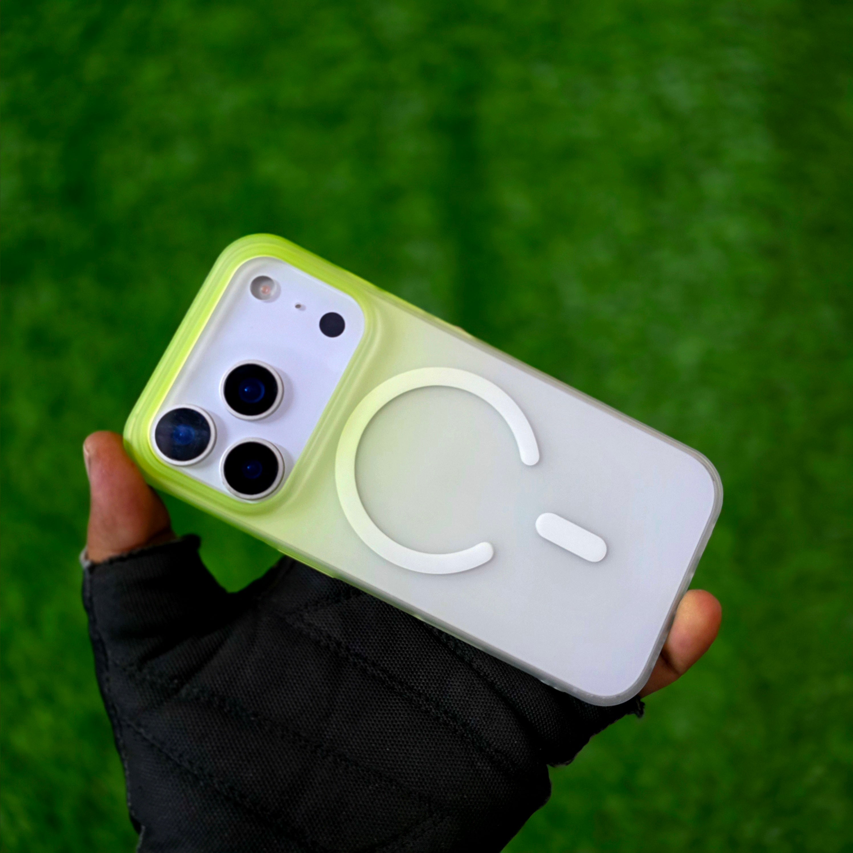 iPhone 17 Pro Dual Color Shade Matte Finish Smoke Cover with Magsafe - Green