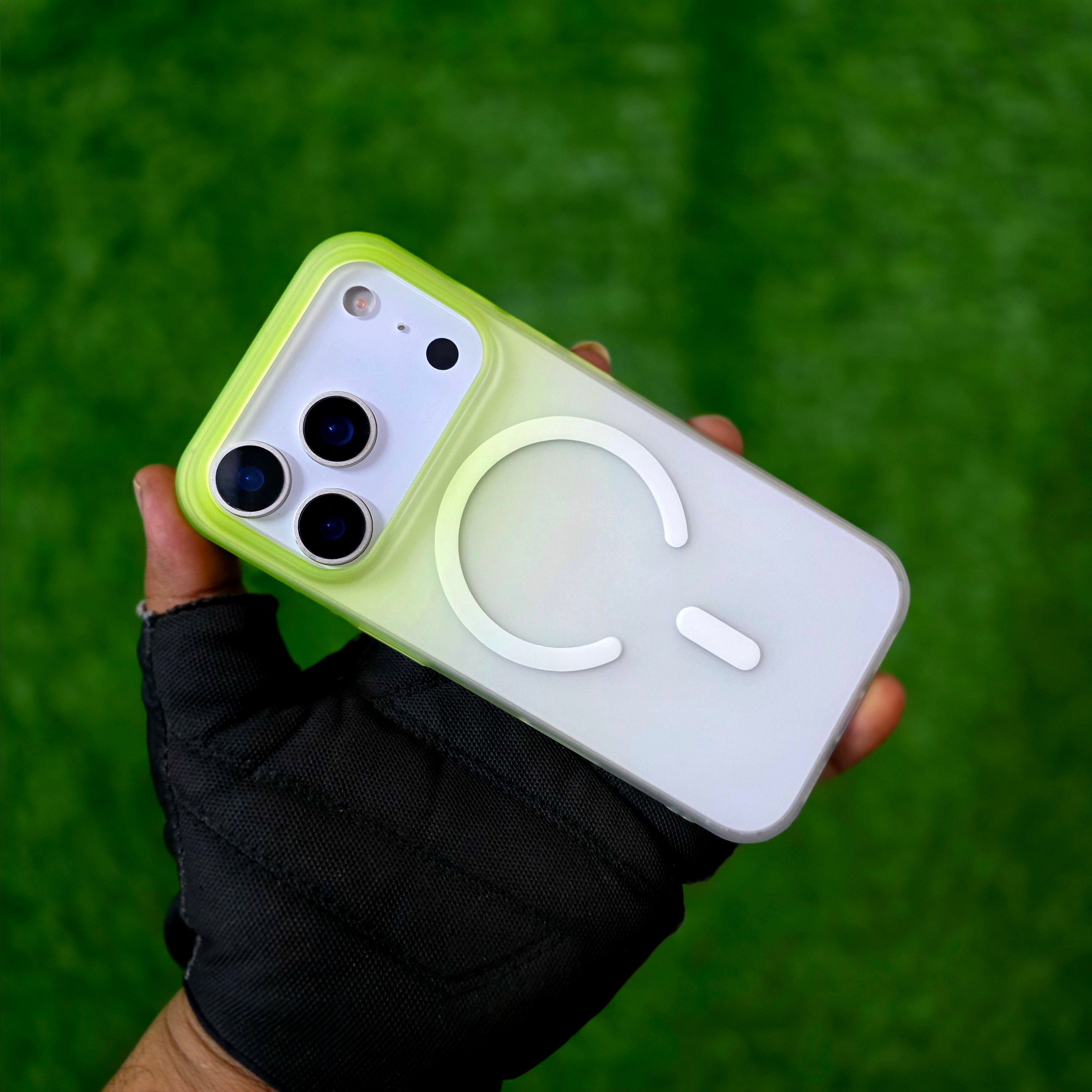 iPhone 17 Pro Dual Color Shade Matte Finish Smoke Cover with Magsafe - Green