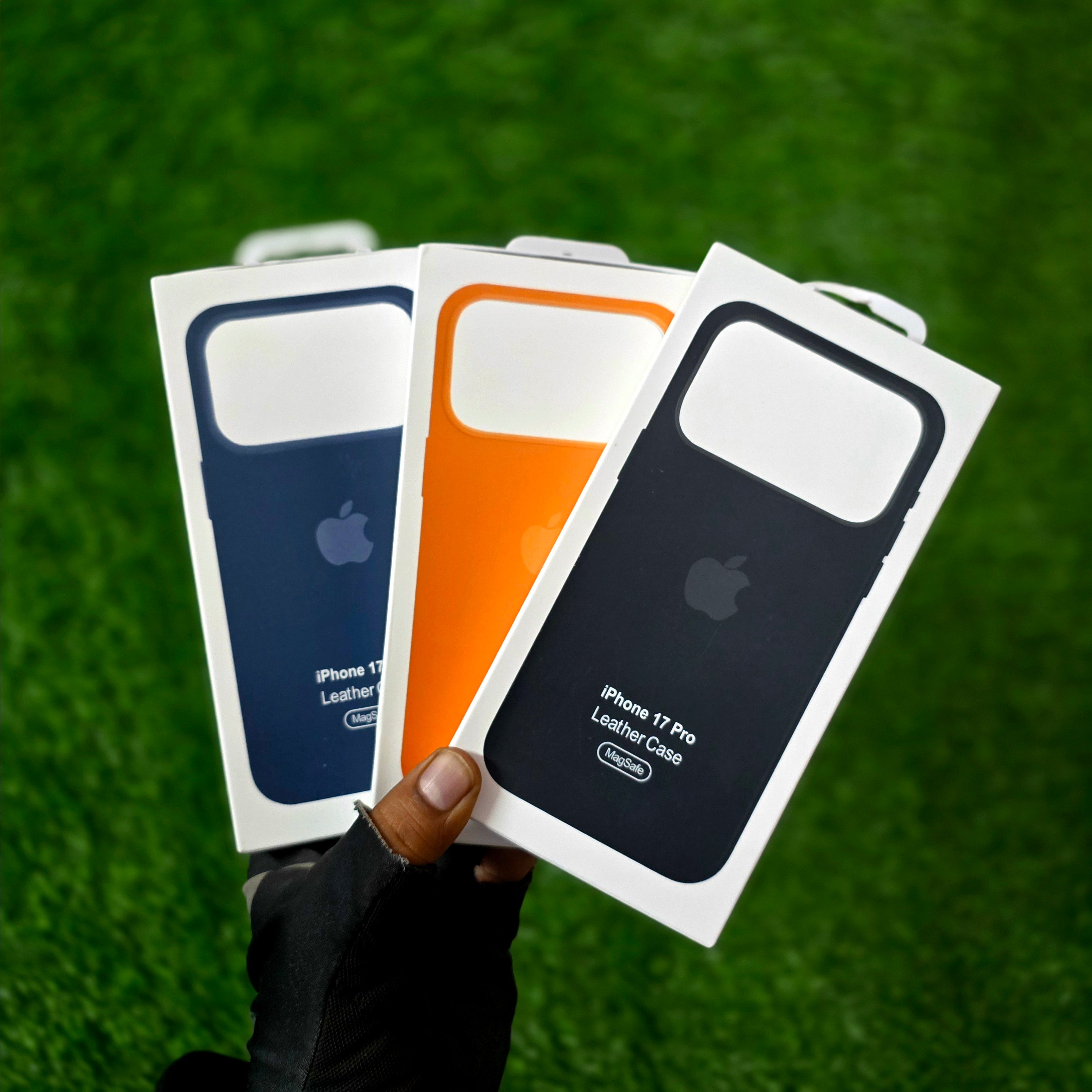 iPhone 17 Pro Max Leather Case with Magsafe - Blue