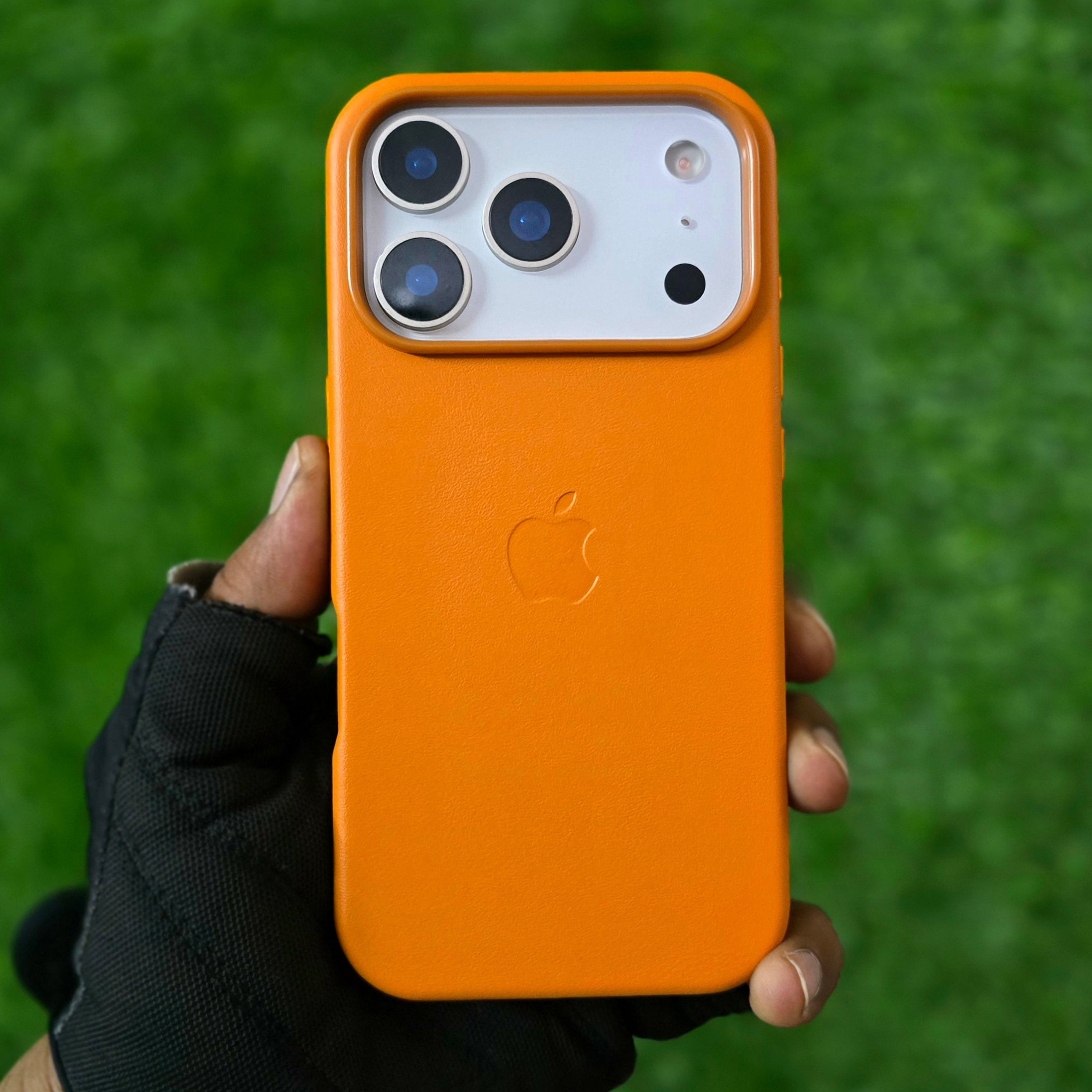 iPhone 17 Pro Leather Case with Magsafe - Golden Brown