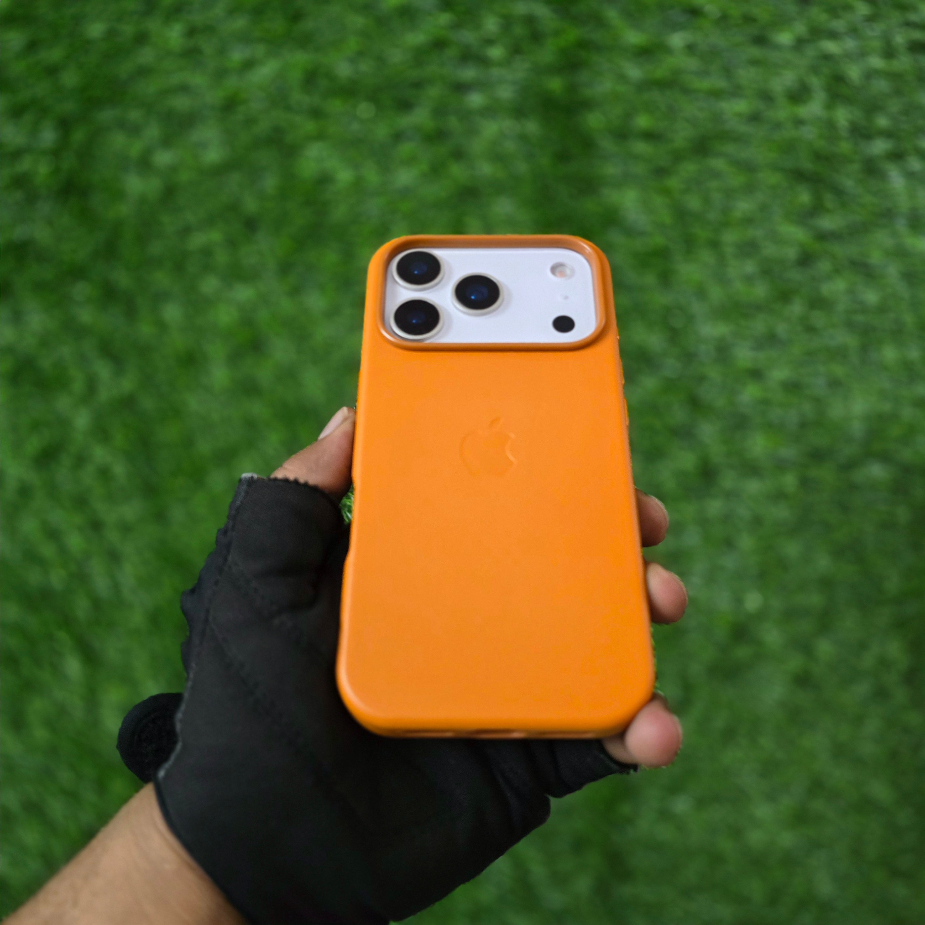 iPhone 17 Pro Leather Case with Magsafe - Golden Brown