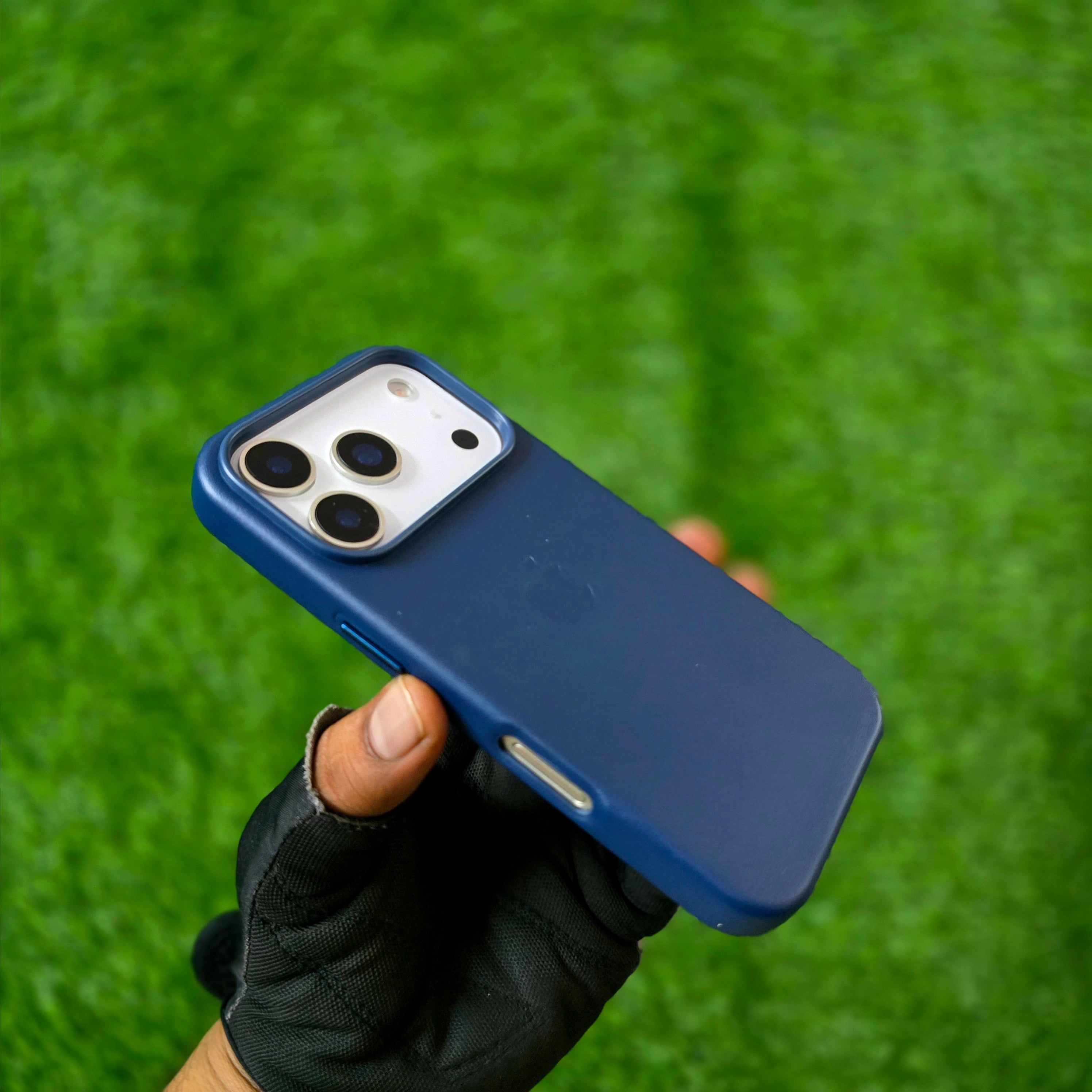 iPhone 17 Pro Max Leather Case with Magsafe - Blue