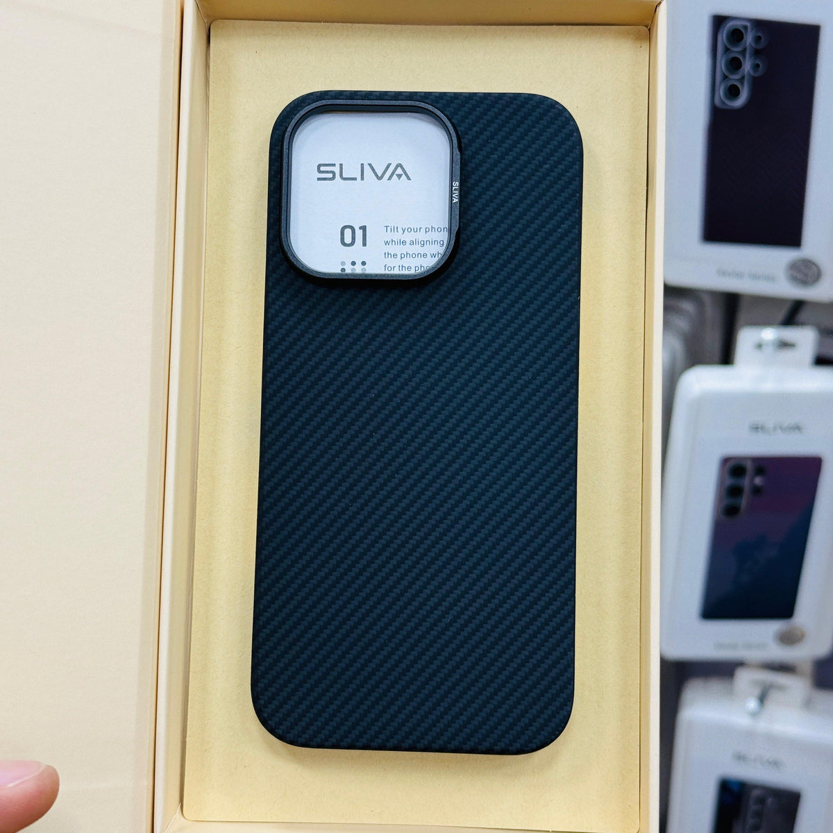 iPhone 16 Pro Max Carbon Fiber Case - Black – CaseCart