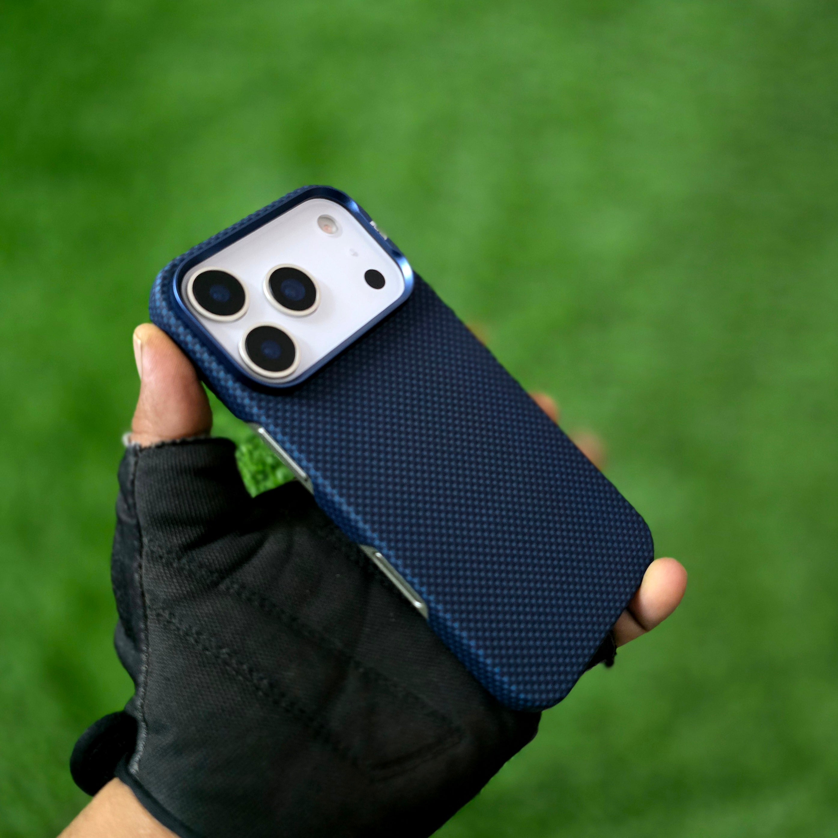 iPhone 17 Pro 0.4mm Thin Original SLIVA Real Aramid Carbon Fiber Case with Magsafe - Blue