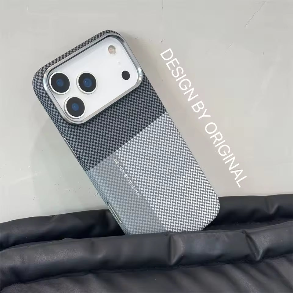 iPhone 17 Pro Max Aramid Carbon Fiber Texture 0.8mm Thin Cover with Magsafe - Grey