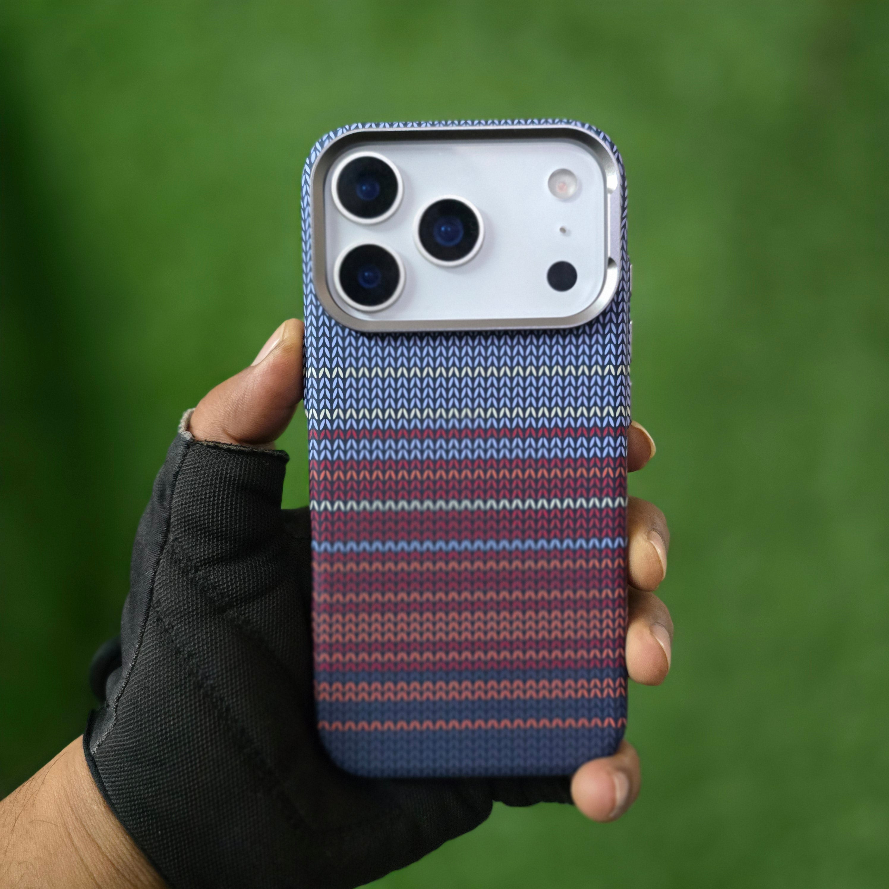 iPhone 17 Pro Max Aramid Carbon Fiber Texture 0.8mm Thin Cover with Magsafe - Multi Color