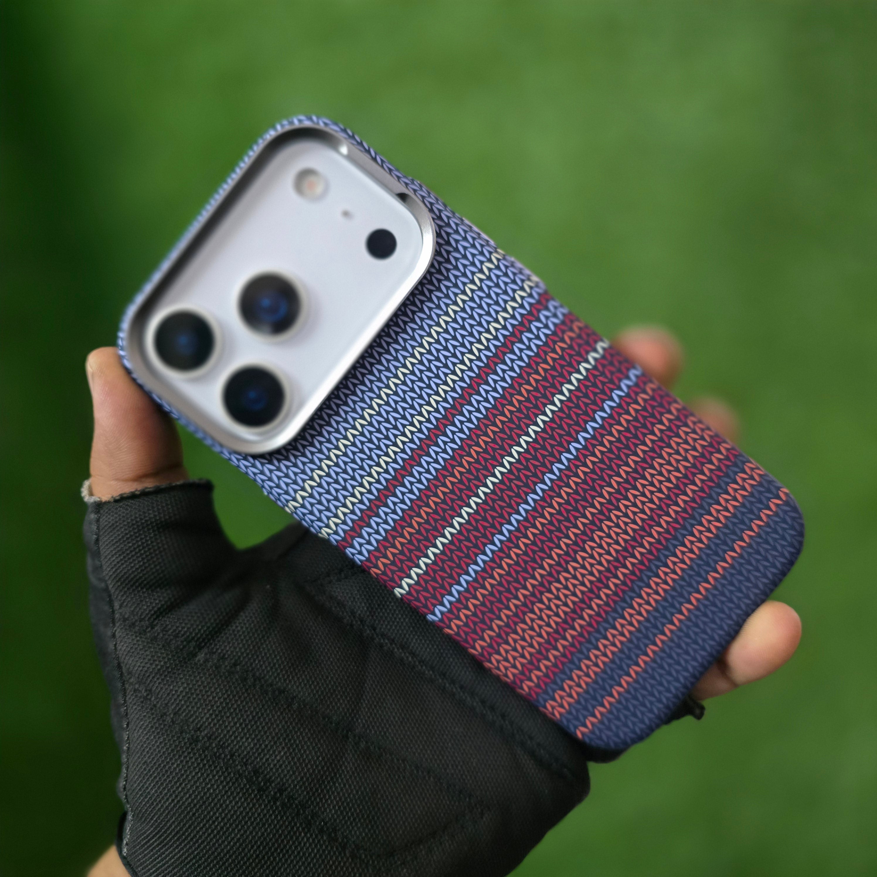 iPhone 17 Pro Max Aramid Carbon Fiber Texture 0.8mm Thin Cover with Magsafe - Multi Color