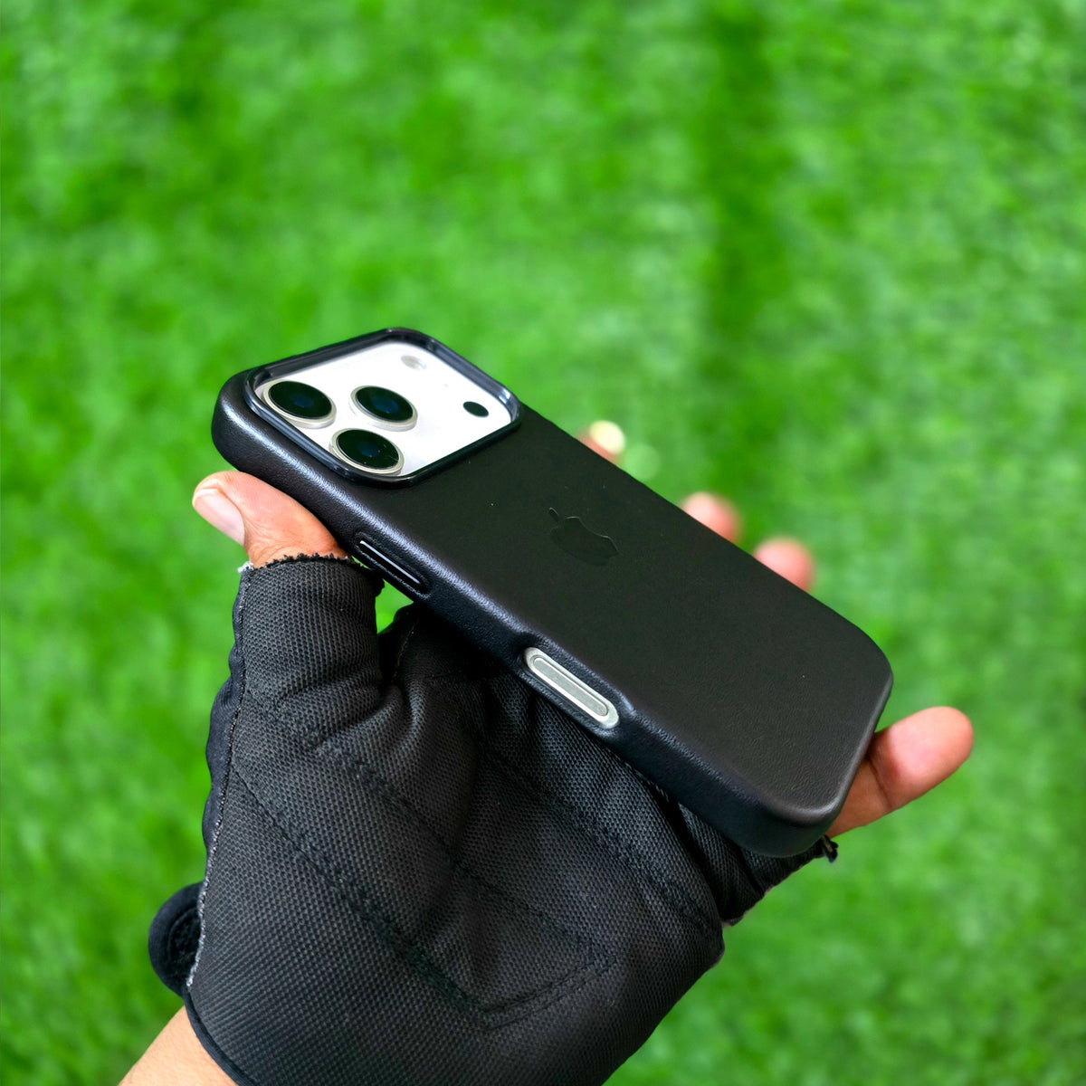 iPhone 17 Pro Max Leather Case with MagSafe - Black, image 3 – CaseCart