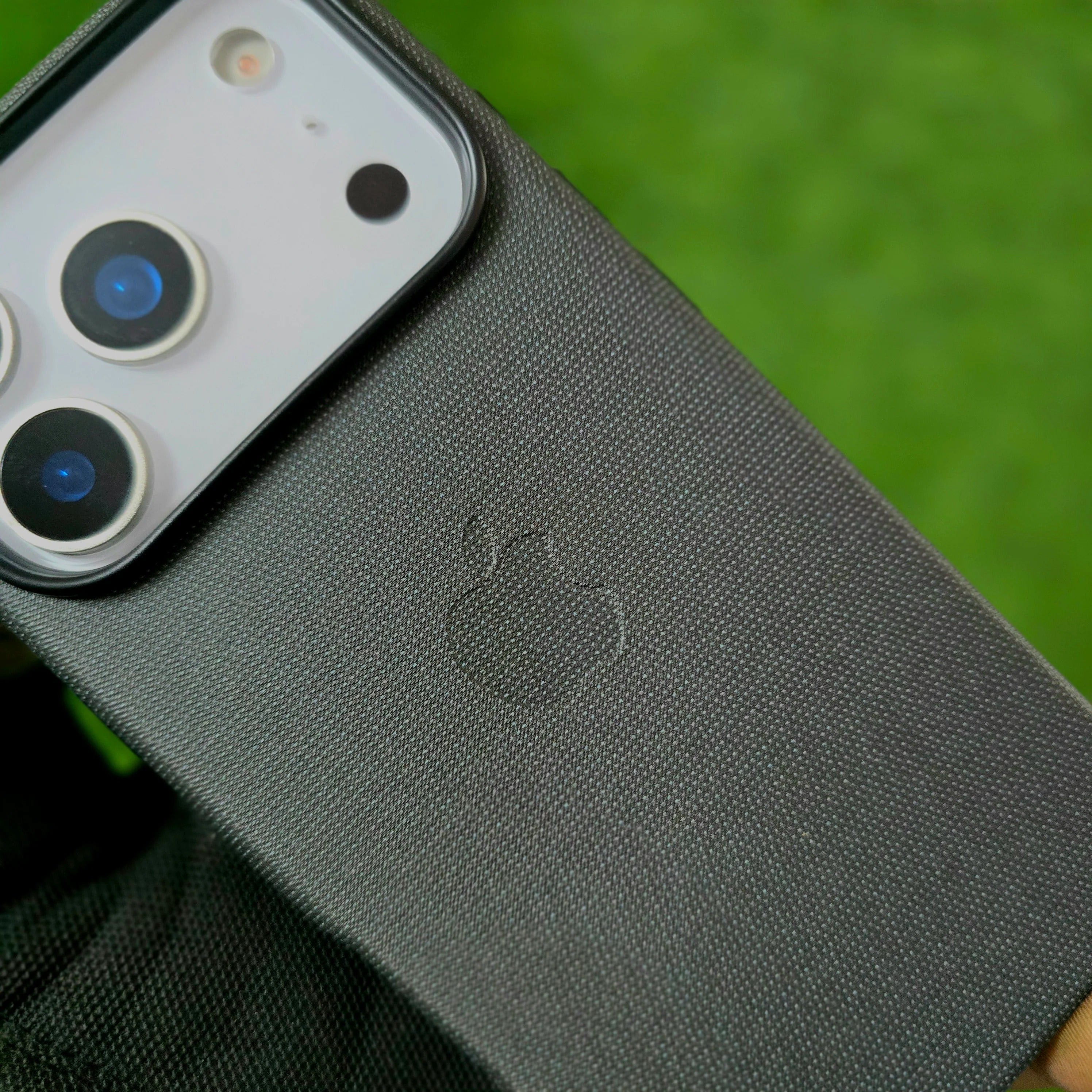 iPhone 17 Pro Technical Woven Case with Magsafe - Black