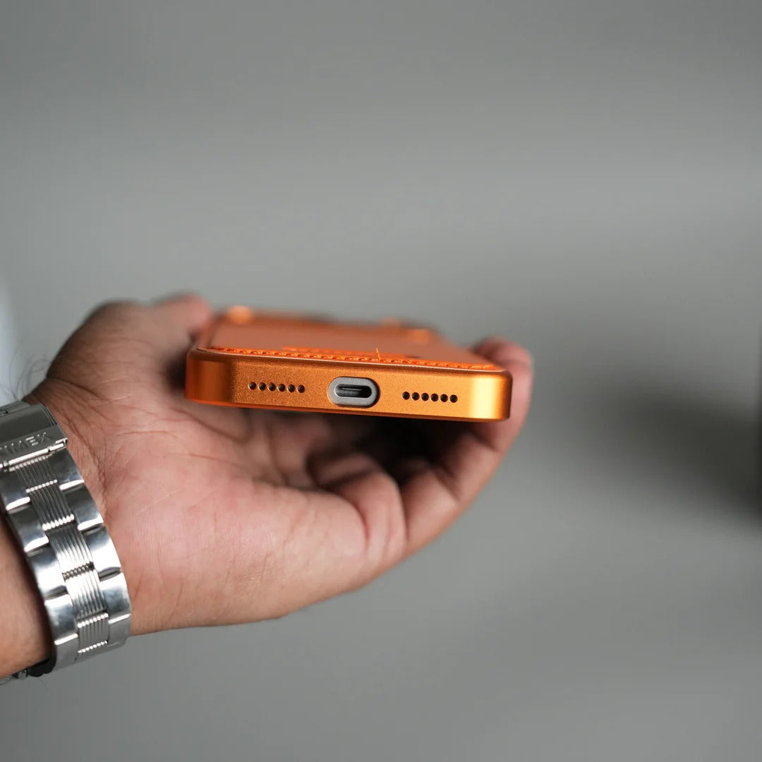 iPhone 17 Pro Max Aero Flex Metallic Leather MagSafe Case with Aroma - Orange