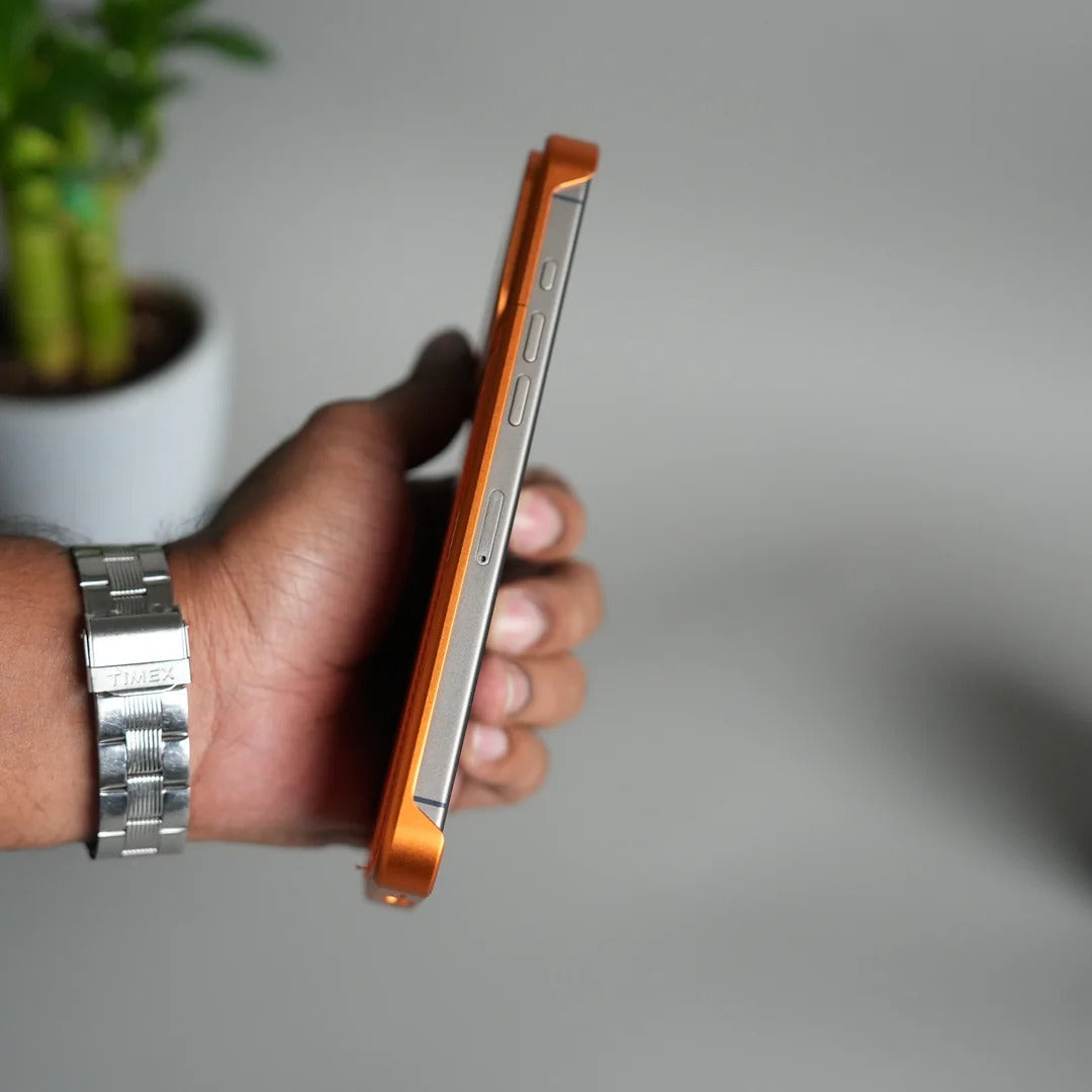 iPhone 17 Pro Max Aero Flex Metallic Leather MagSafe Case with Aroma - Orange