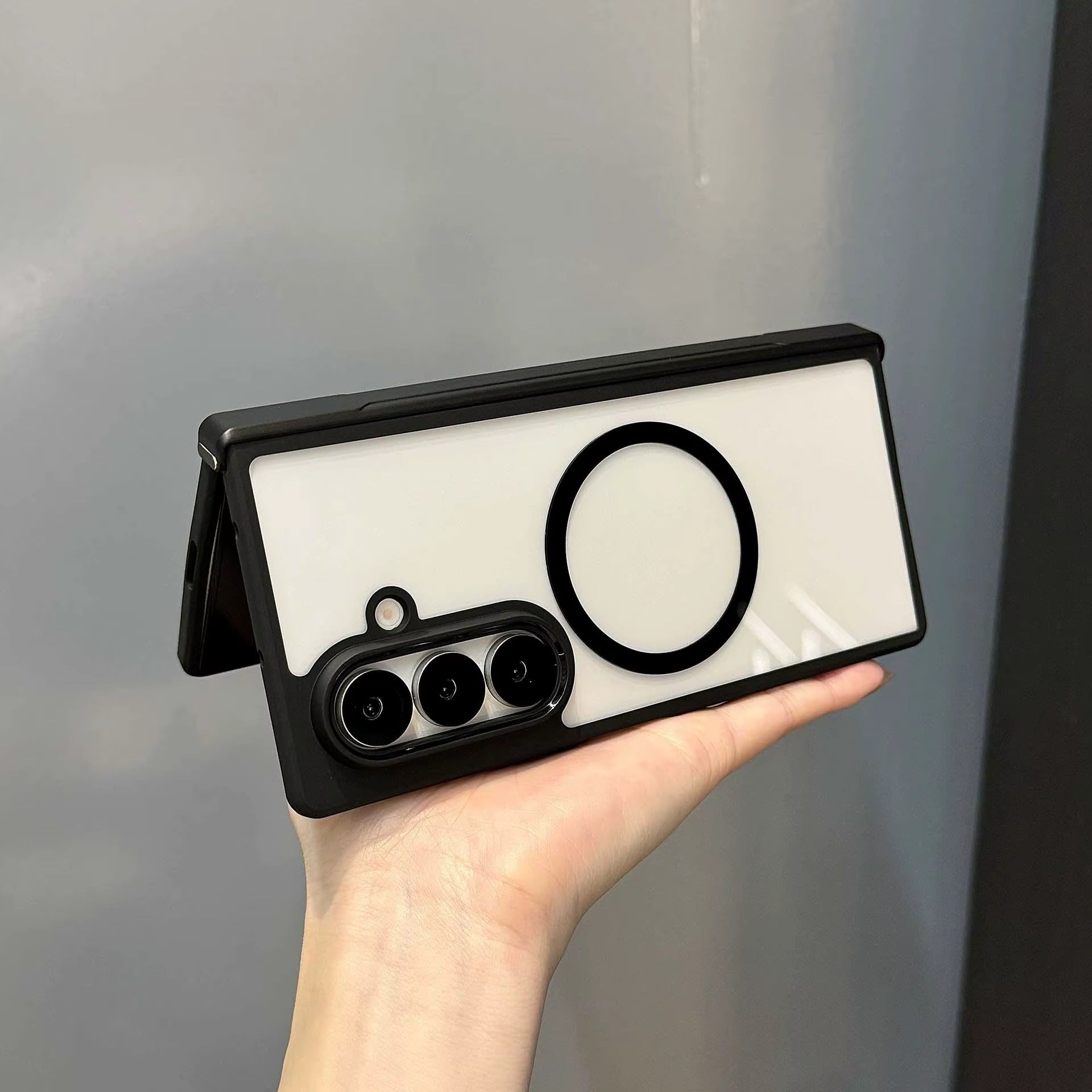Samsung Galaxy Z Fold7 Shockproof Case with Front Glass and Hinge Protection with Magsafe - Clear