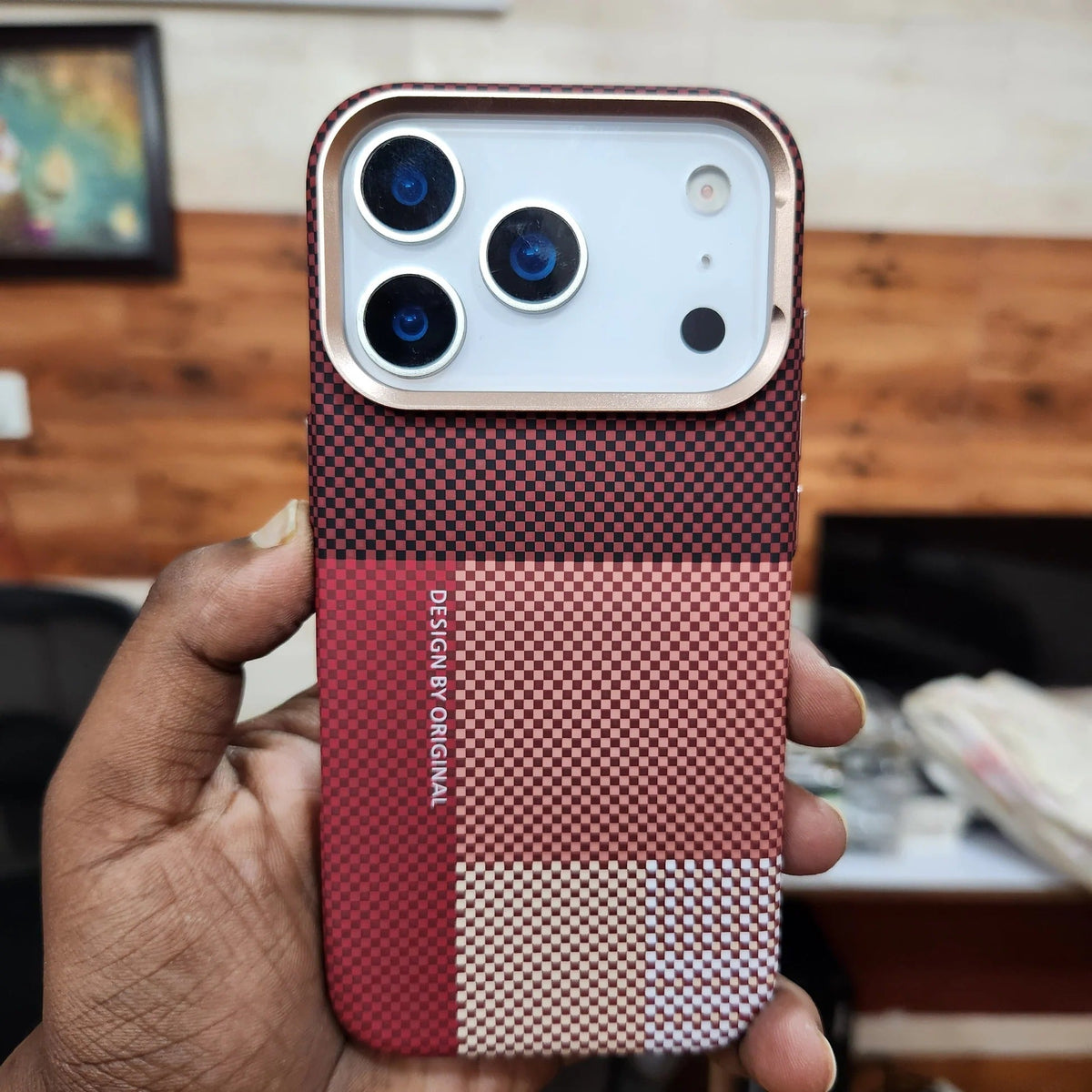 iPhone 17 Pro 0.8mm Ultrathin Carbon Fiber Texture Case with Magsafe