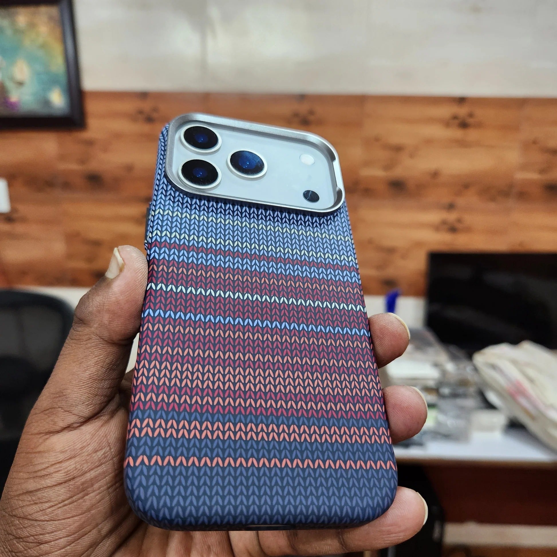 iPhone 17 Pro 0.8mm Ultrathin Carbon Fiber Texture Case with Magsafe