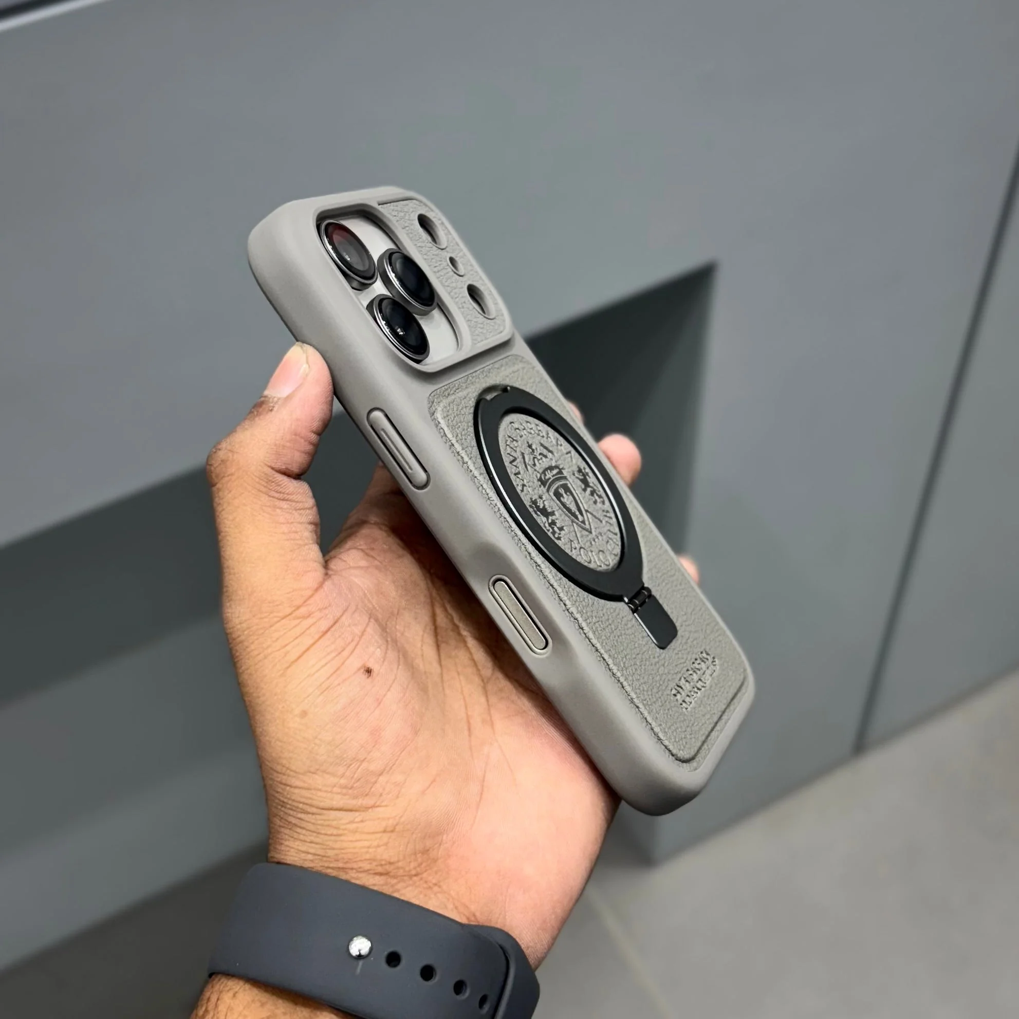 iPhone 17 Pro Genuine Leather Original Santa Barbara Polo Club Primo Series Case with Magsafe - Grey