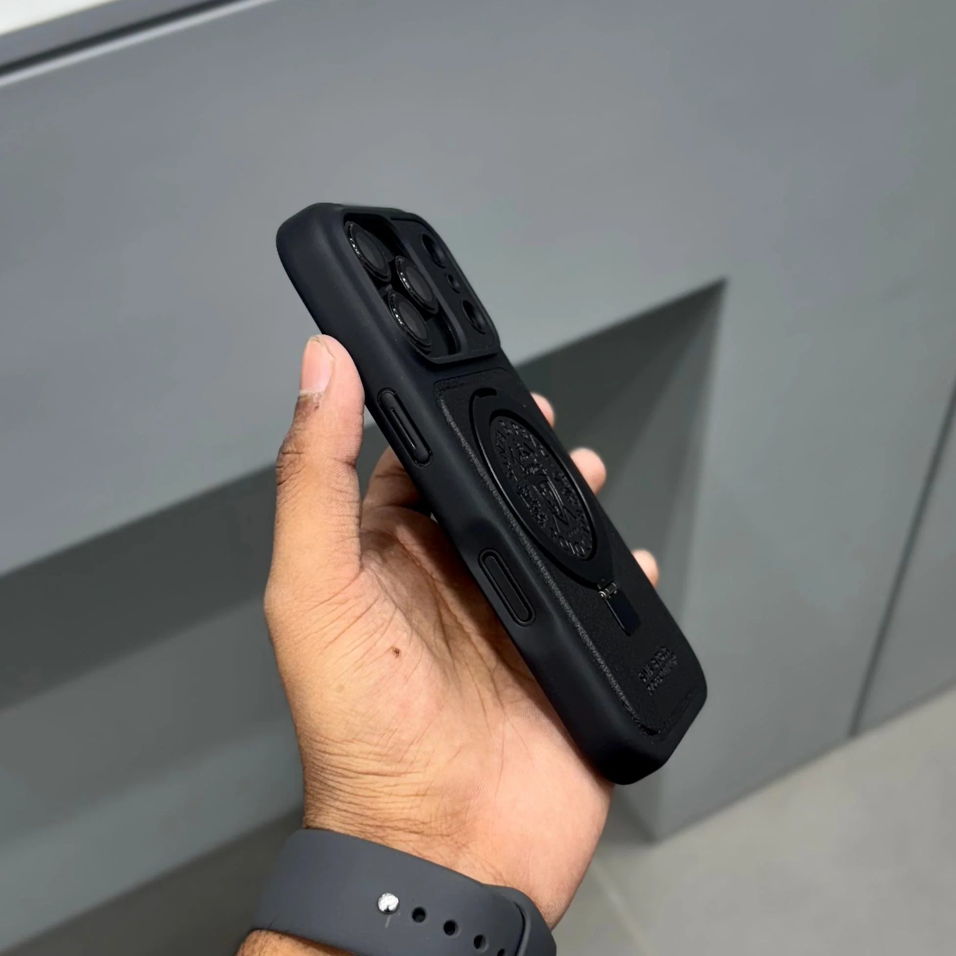 iPhone 17 Pro Genuine Leather Original Santa Barbara Polo Club Primo Series Case with Magsafe - Black