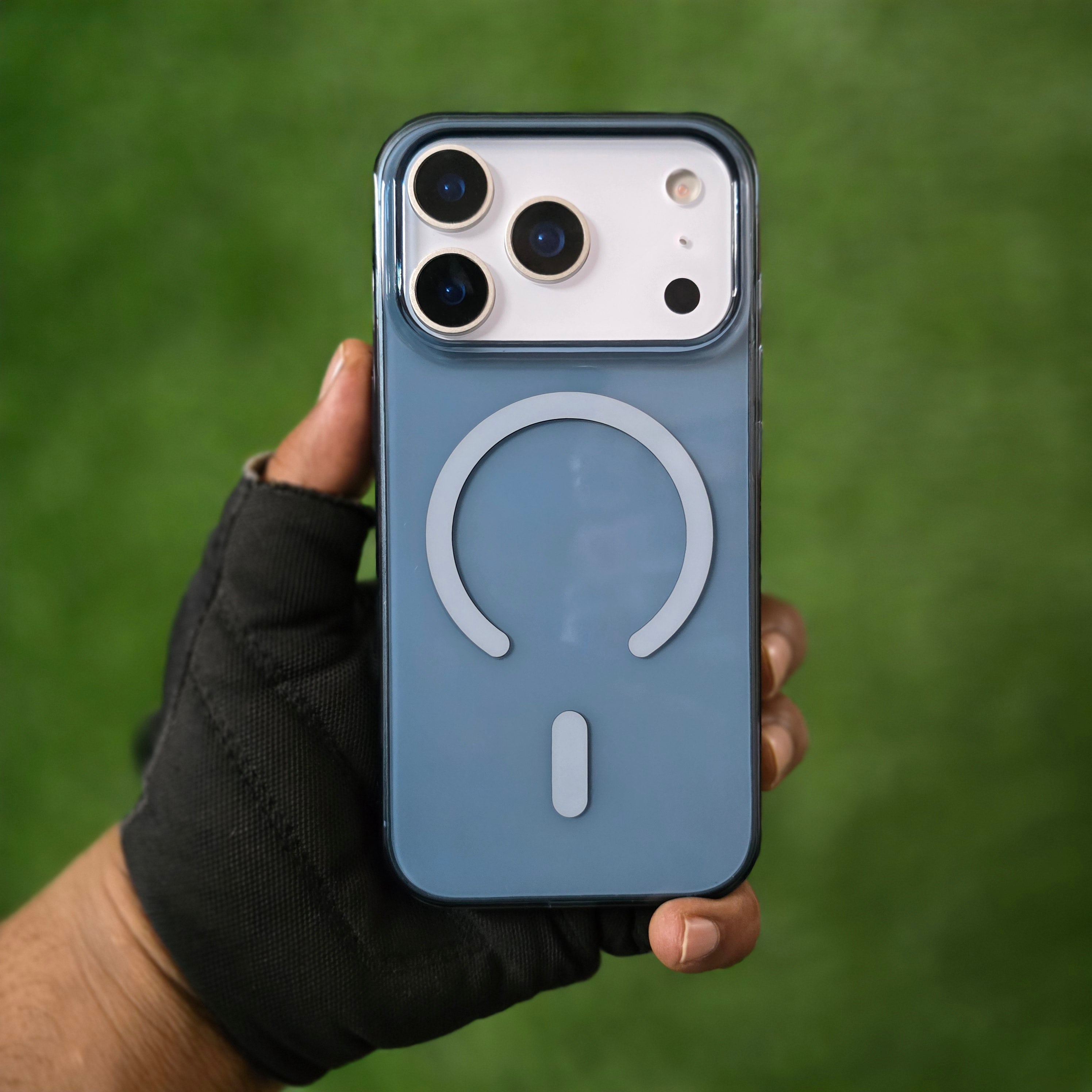 iPhone 17 Pro Anti Yellowing Series Transparent Cover with Magsafe - Blue