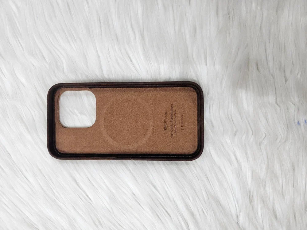 Tiger Magsafe iPhone 15 Pro Max back cover case