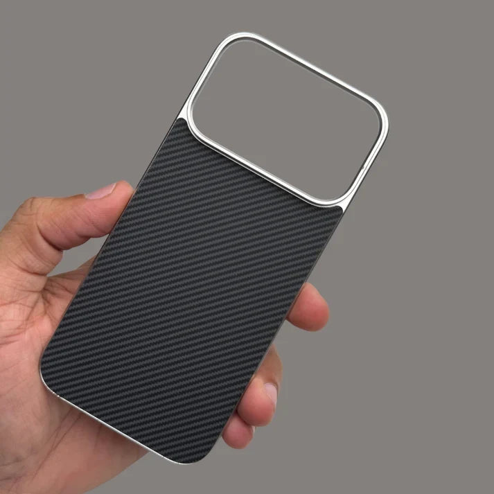 Thinnest Carbon Fibre MagSafe Back Case in Black Carbon Fiber