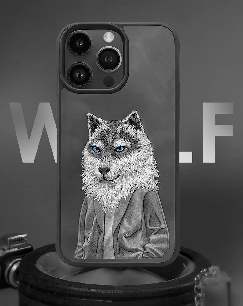 TREEMODA Nimmy Wolf Leather Phone Case Aesthetic Cover for iPhone 13